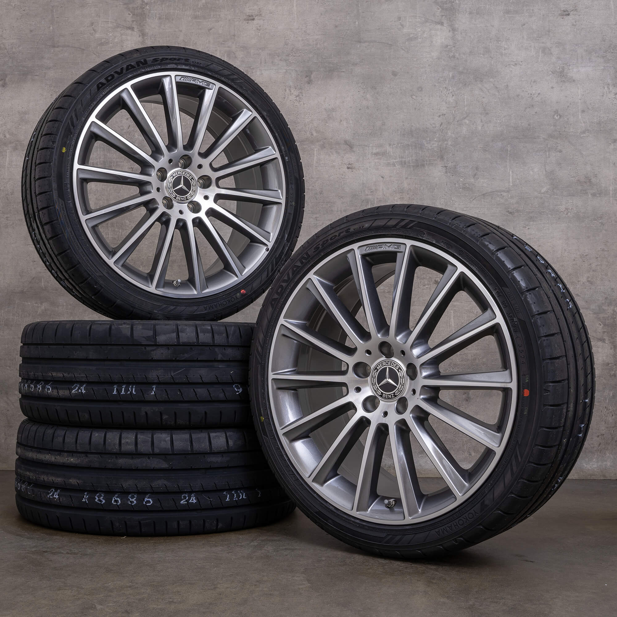 Genuine AMG Mercedes Benz Classe C cerchi 19 pollici W205 S205 C205 A205 pneumatici estivi A2054011300 A2054016600 himalaya grigio lucido tornito