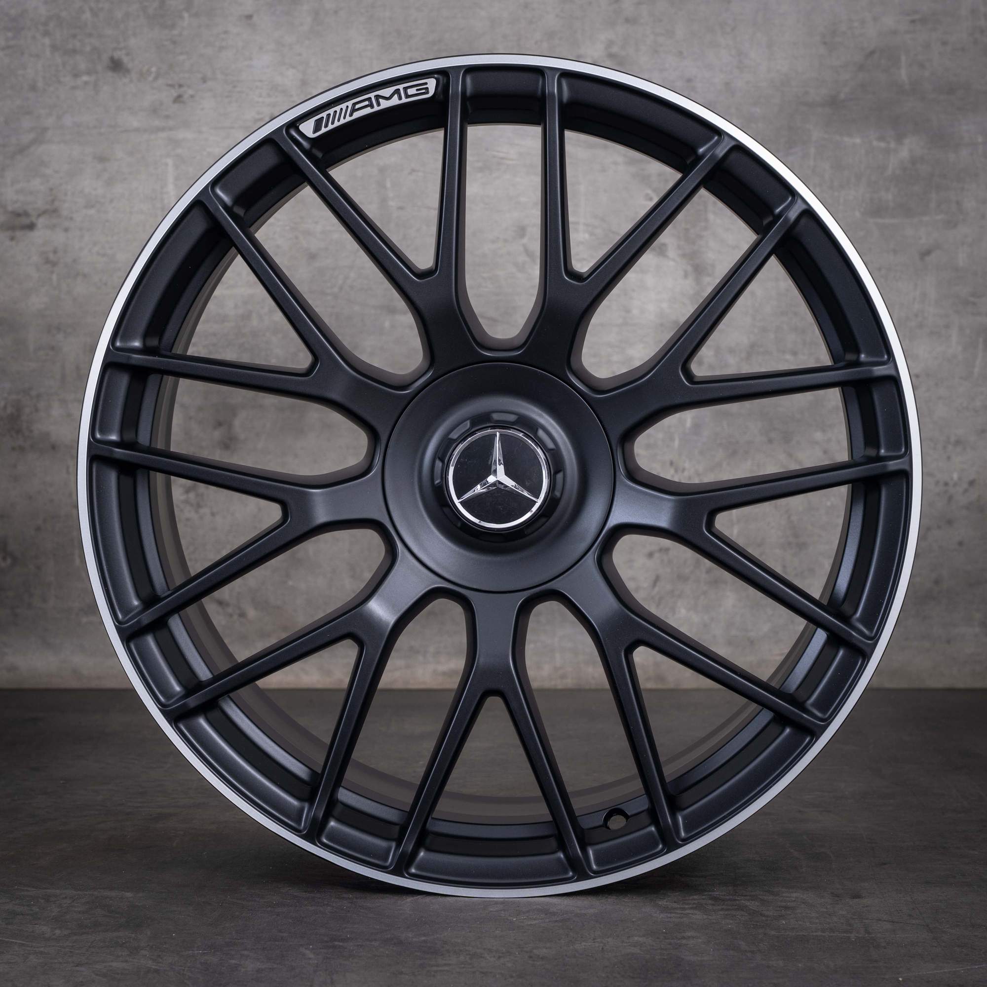 Jante originale Mercedes-Benz Clasa C C63 & S AMG de 19 inci W205 S205 A2054011700 A2054011800 negru mat diamantate NOI