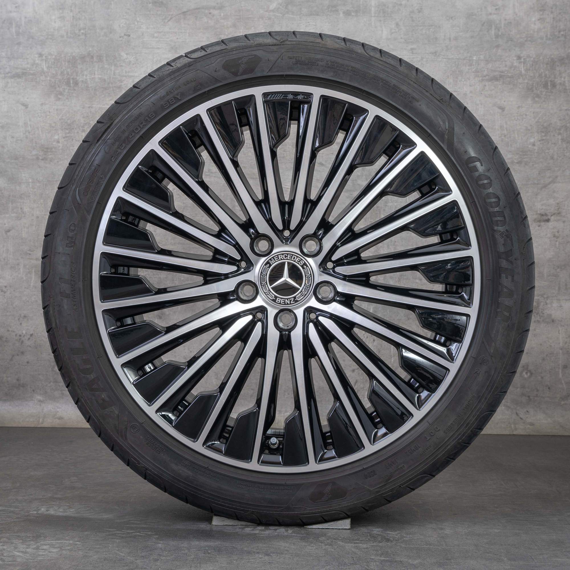 Originale Mercedes Benz CLE AMG felger 19 tommers C236 A236 sommerhjul A2364012100 A2364012200 svart frontpolert