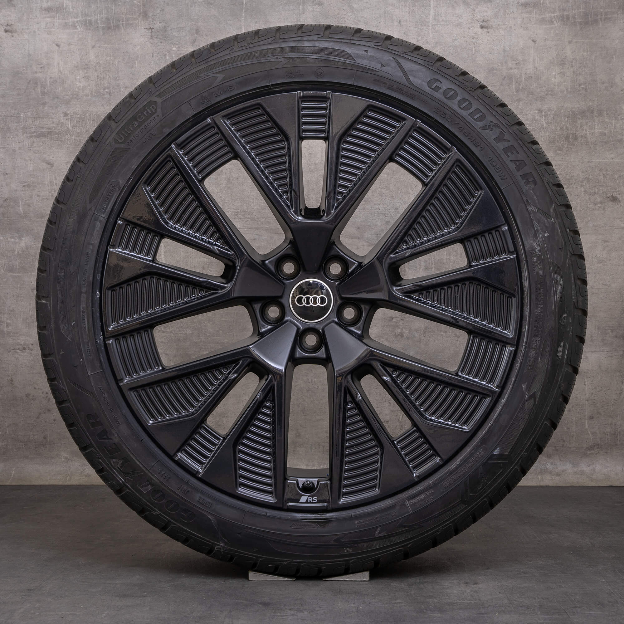 Oryginał Audi Q8 e-tron koła zimowe 21 cali GE Sportback felgi 4KE601025AL grafitowo-szary NOWOŚĆ