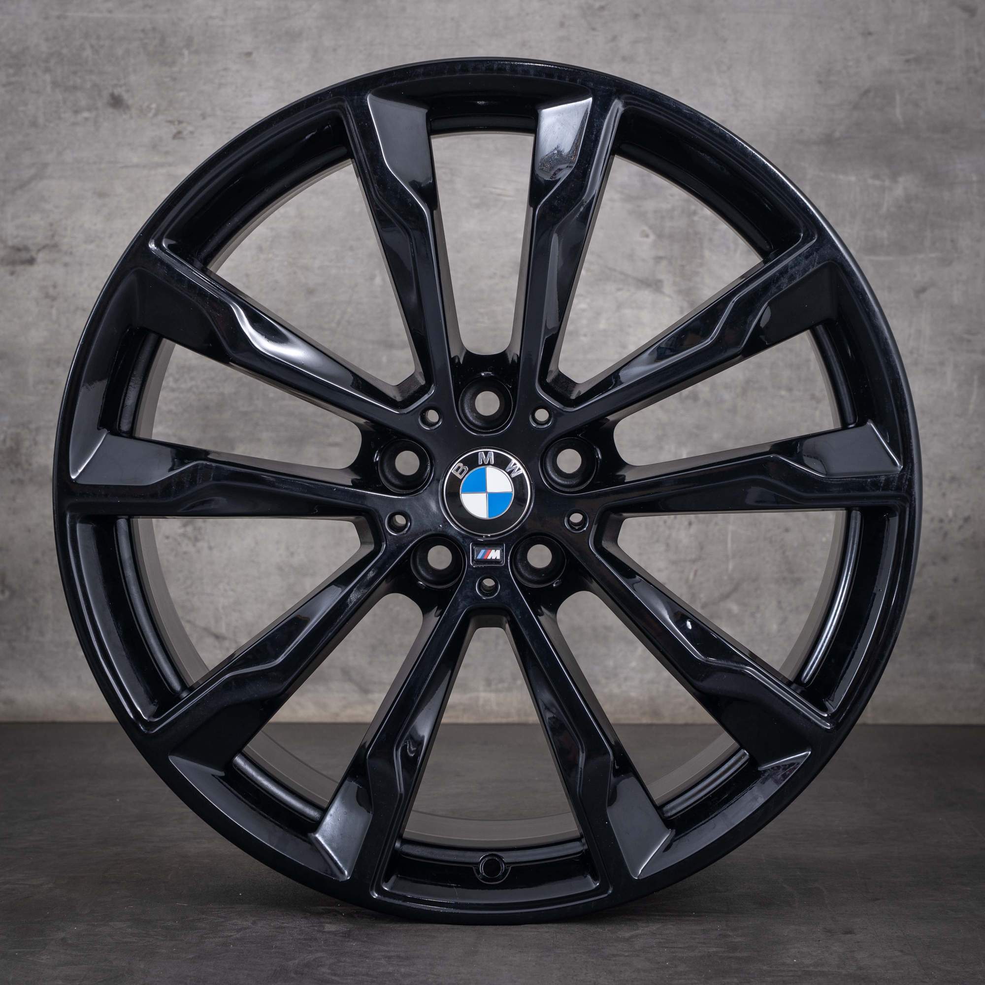 Oryginalne koła zimowe BMW X3 X4 20 cali, felgi G01 G02, stylizacja 699 M, 8010265 8010269 czarny połysk
