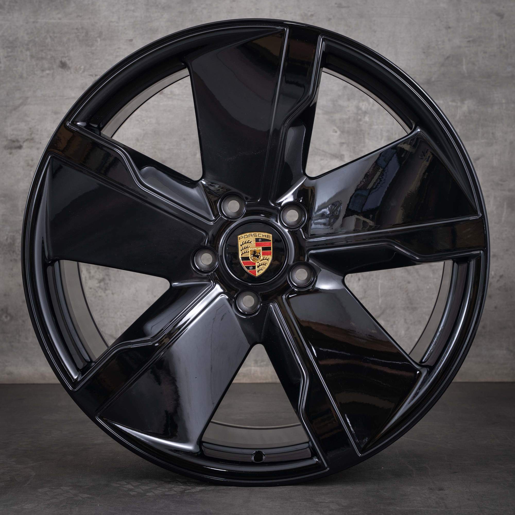 Oryginalna felga do Porsche Taycan 21 cali 9J1 4S GTS Turbo 9J1601025R Exclusive Design czarna z połyskiem