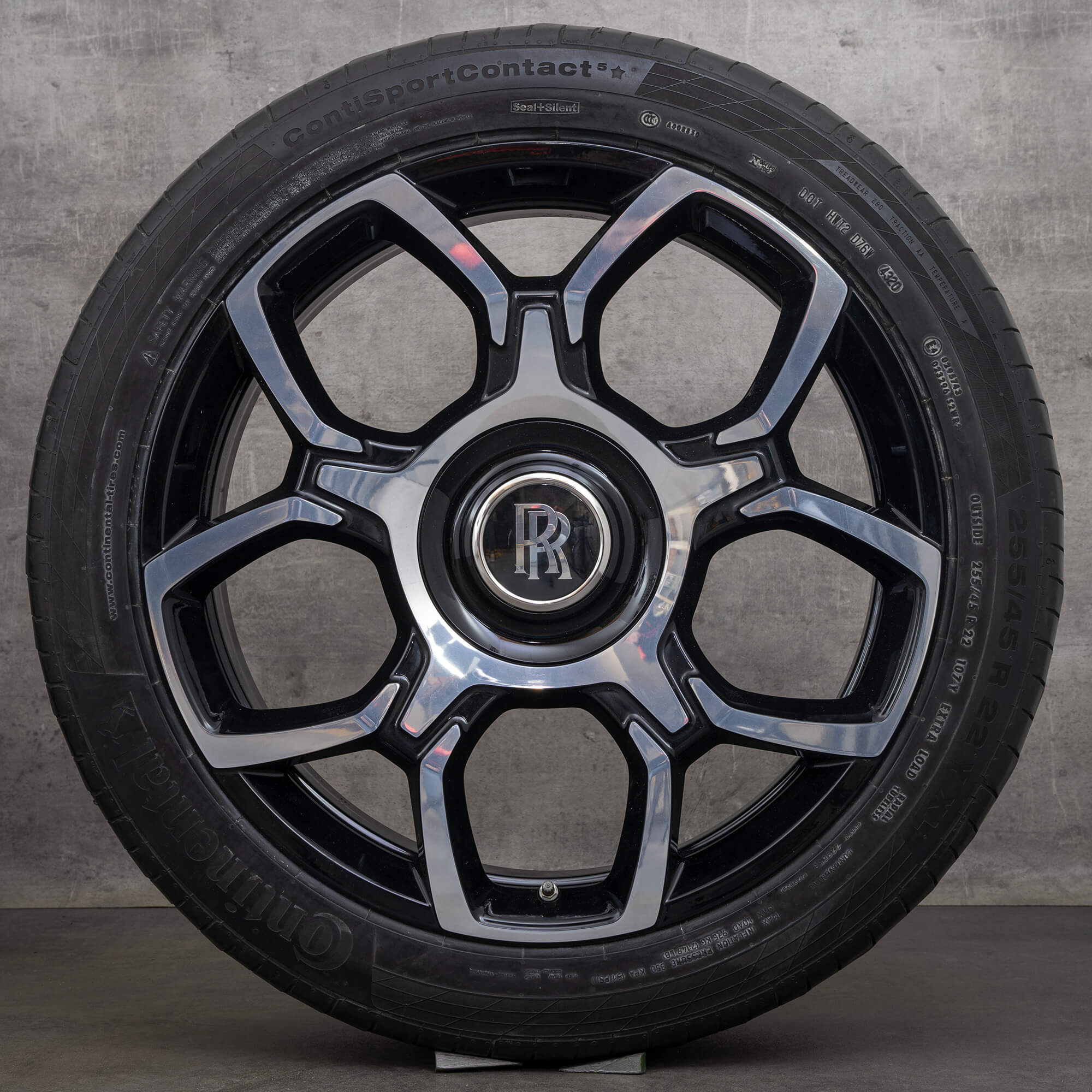 Oem Rolls Royce Cullinan pneus hiver jantes 22 pouces RR31 6884712 6884713 noir brillant