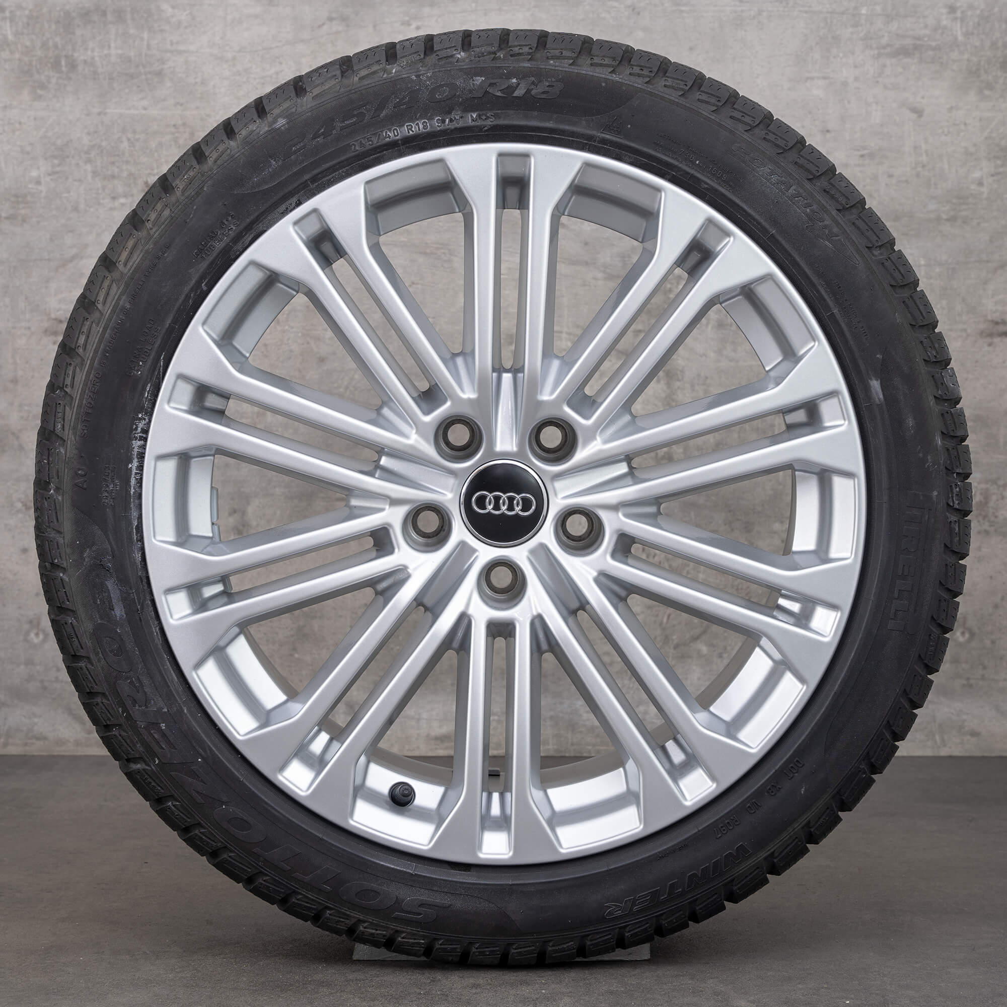Audi 18 inch velgen A5 S5 8W B9 winterbanden winterwielen alloy 8W0601025AM