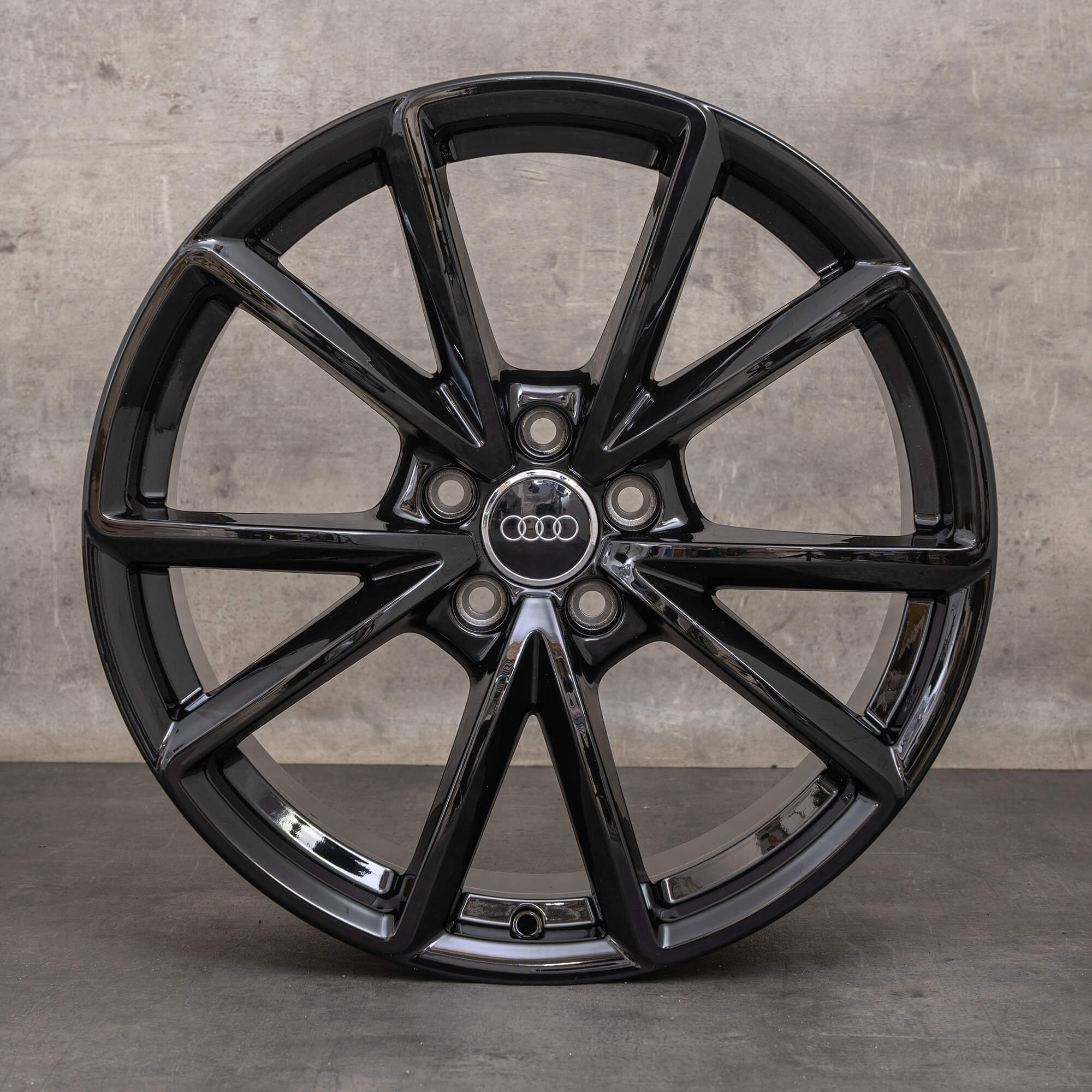 OEM Audi A4 S4 rims 19 inch B8 8K 8K0601025CT black glossy