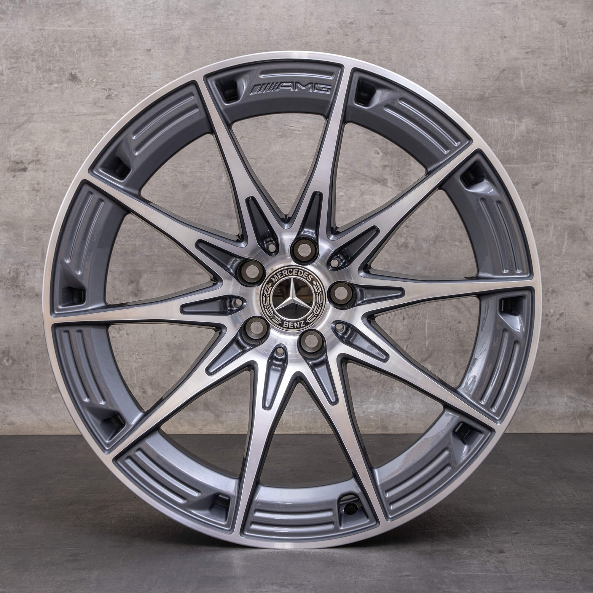 Oryginał Mercedes Benz AMG GT 55 63 Felgi 20 cali 4Matic+ C192 A1924010900 A1924011000 tantal szary Polerowane NOWOŚĆ