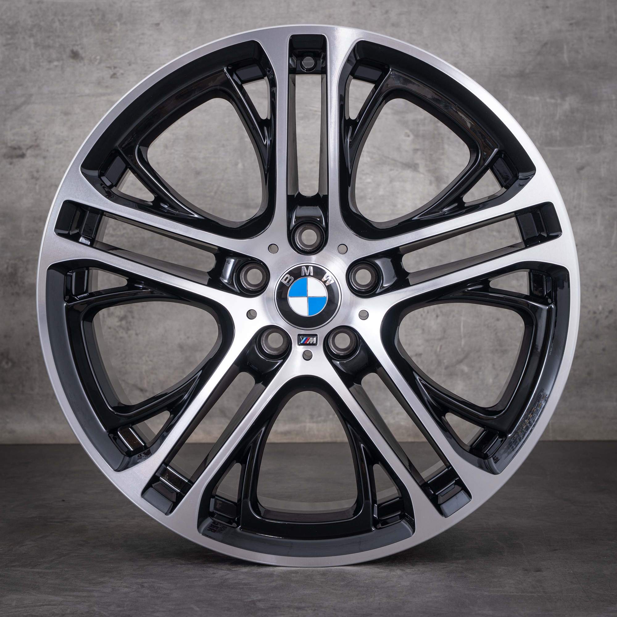 Oryginalne felgi BMW X3 X4 20 cali F25 F26 Styling 310 M 6787582 6787583 czarne z efektem diamond cut NOWE