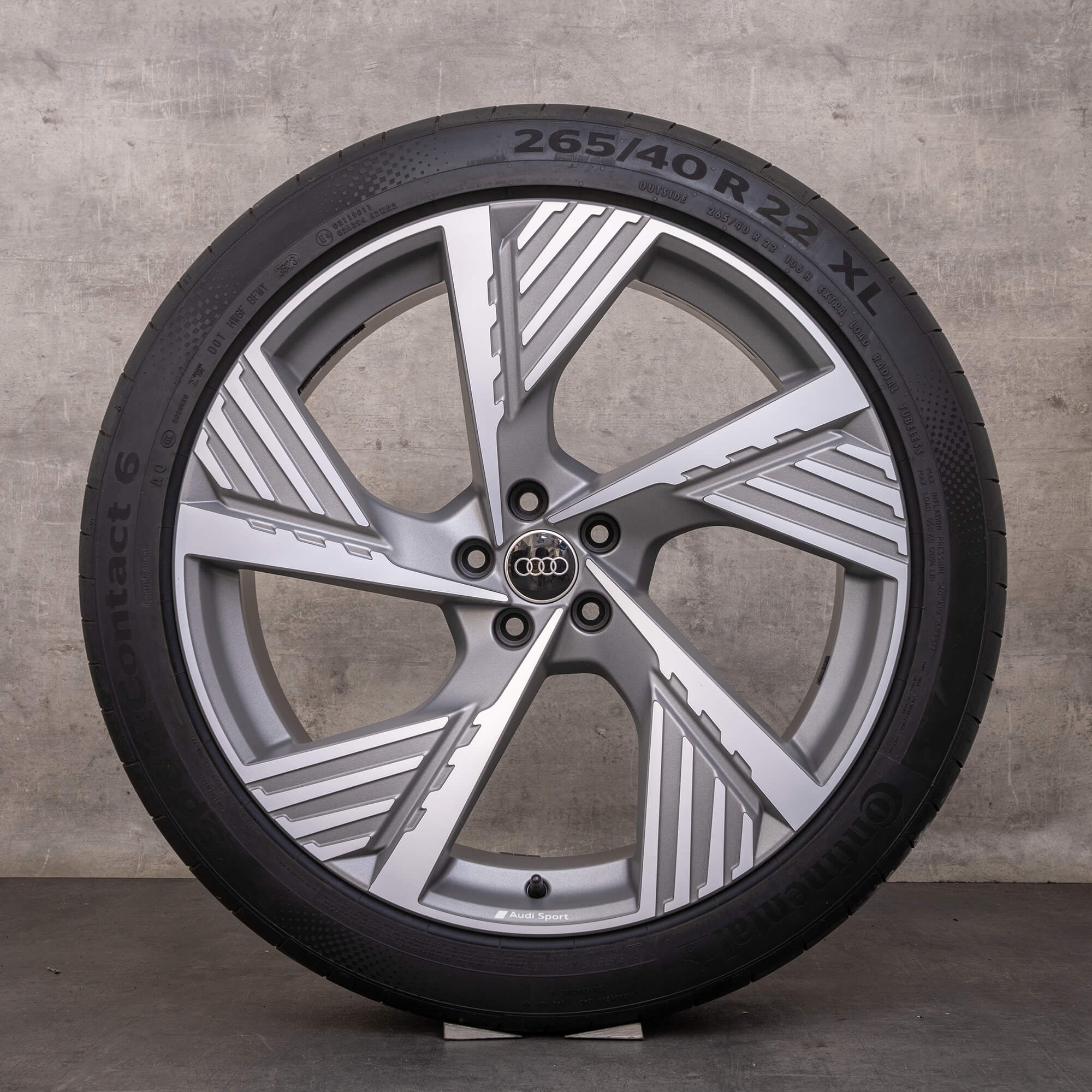 Originele Audi Q8 e-tron winterwielen 22 inch GEN GEA & Sportback velgen 4KE601025B titanium mat glanzend gedraaid
