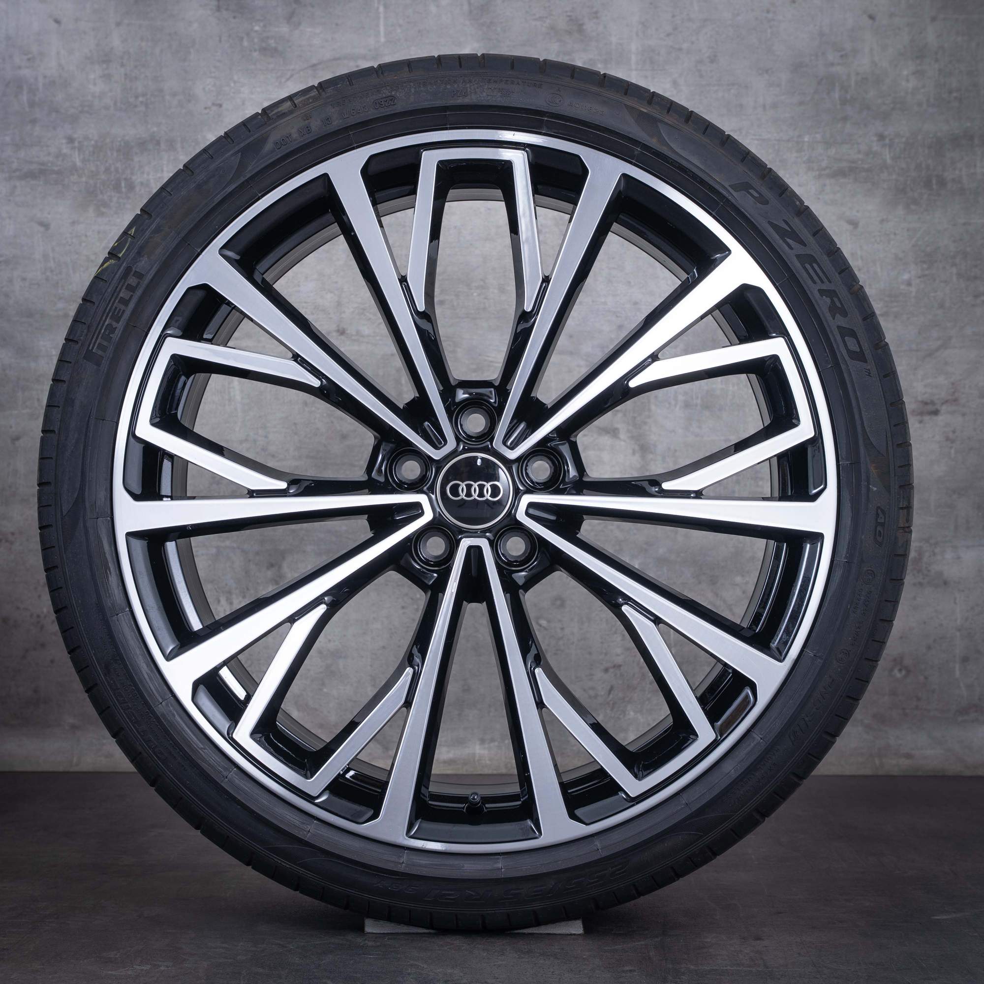 Cerchi originali Audi A6 S6 da 21 pollici 4K C8 ruote estive 4K0601025AQ neri parte anteriore diamantata