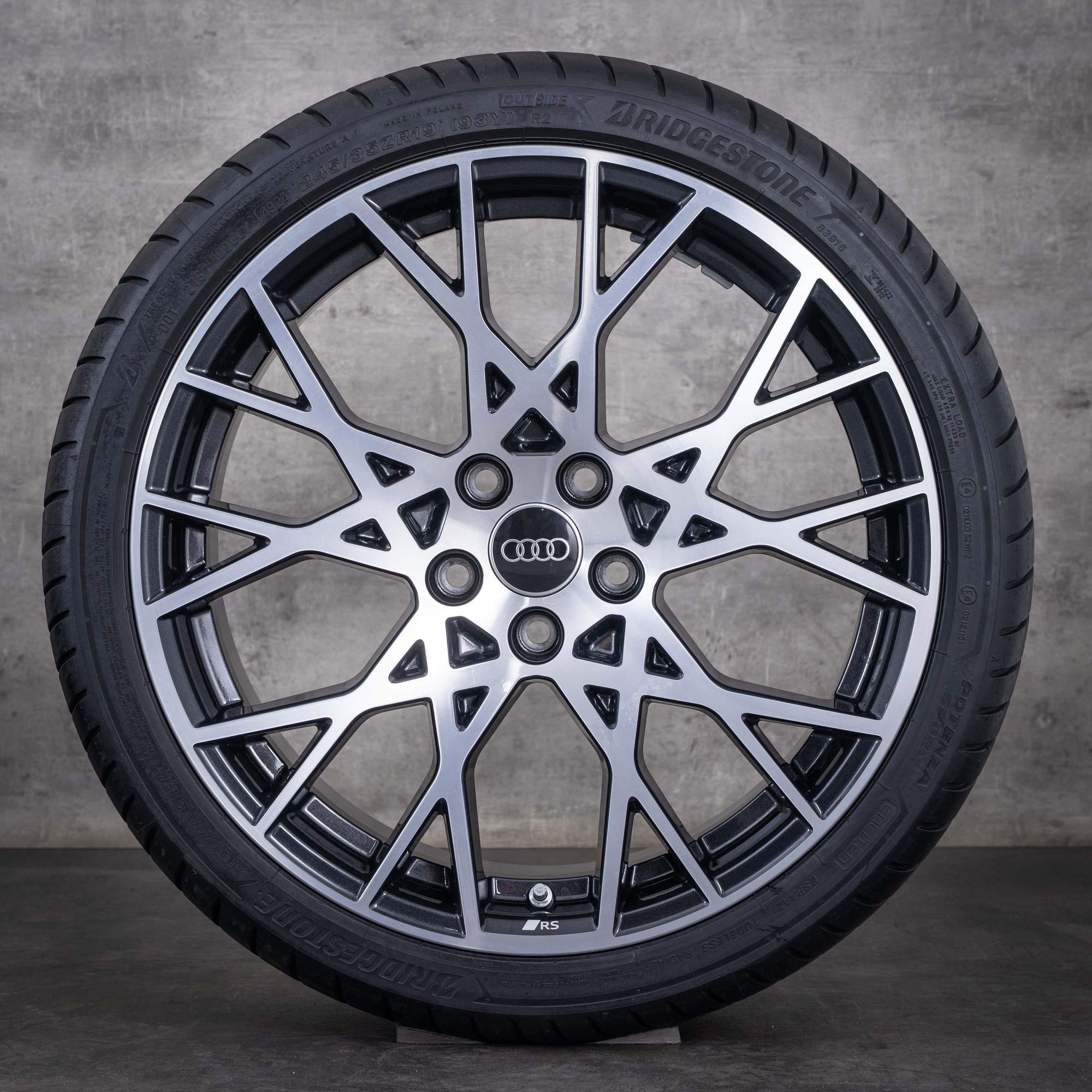 Original Audi RS3 Felgen 19 Zoll 8Y Sommerräder 8Y0601025DF 8Y0601025DB granit glanzgedreht