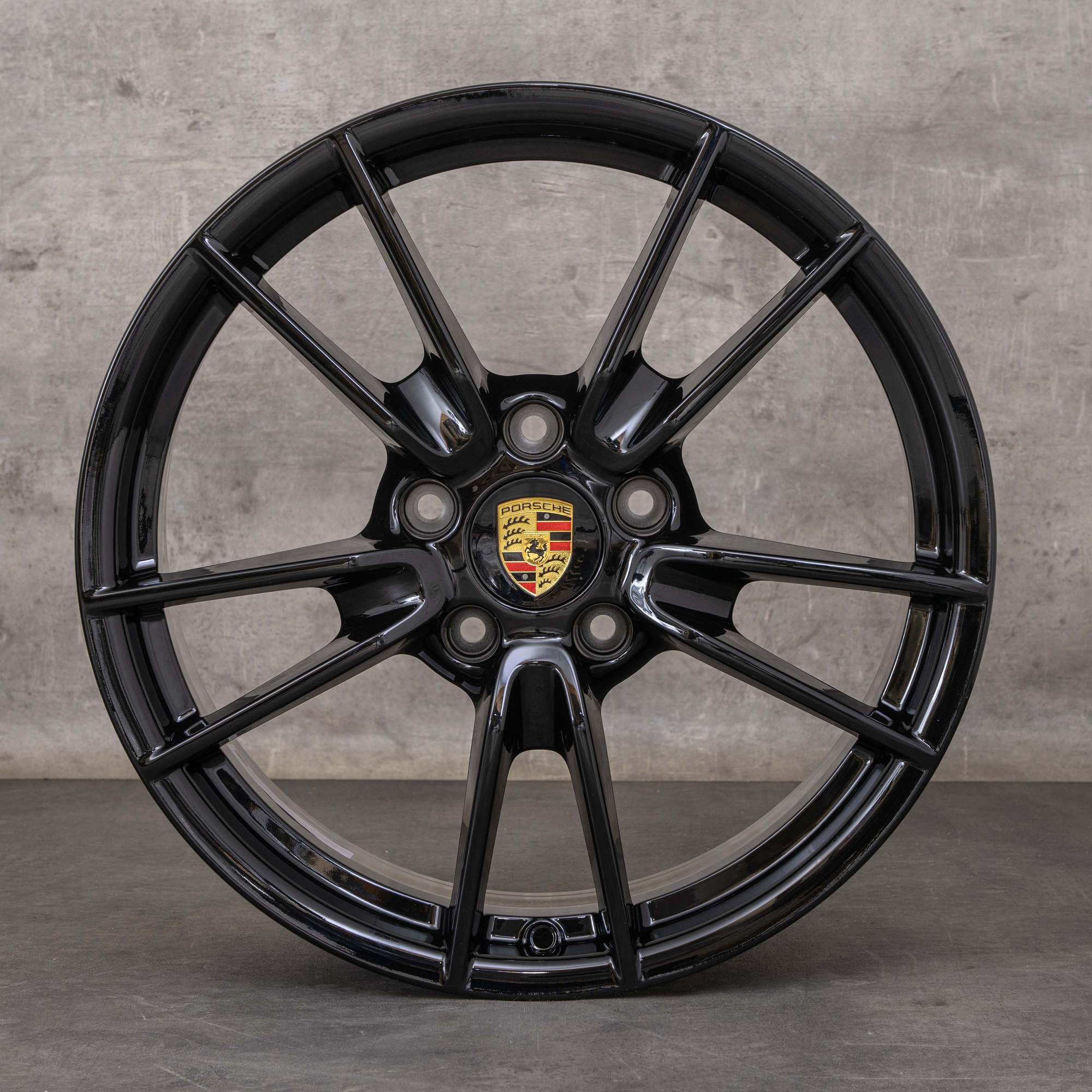 Oryginalne felgi Porsche 992 I 19 20 cali Carrera 992601025 992601025B czarny błyszczący