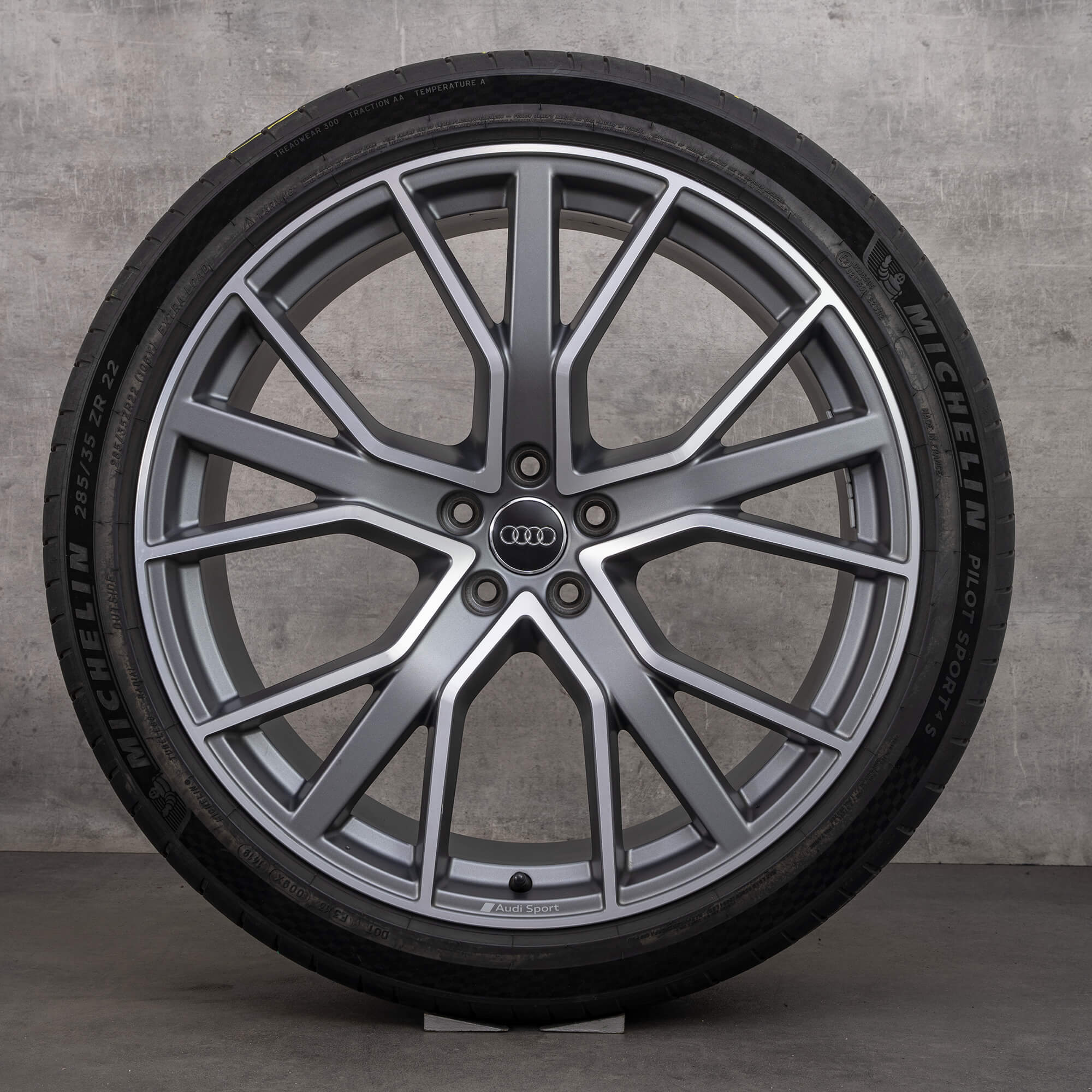 Audi Q7 SQ7 4M rodas de verão 22 polegadas pneus jantes alumínio 4M0601025AG