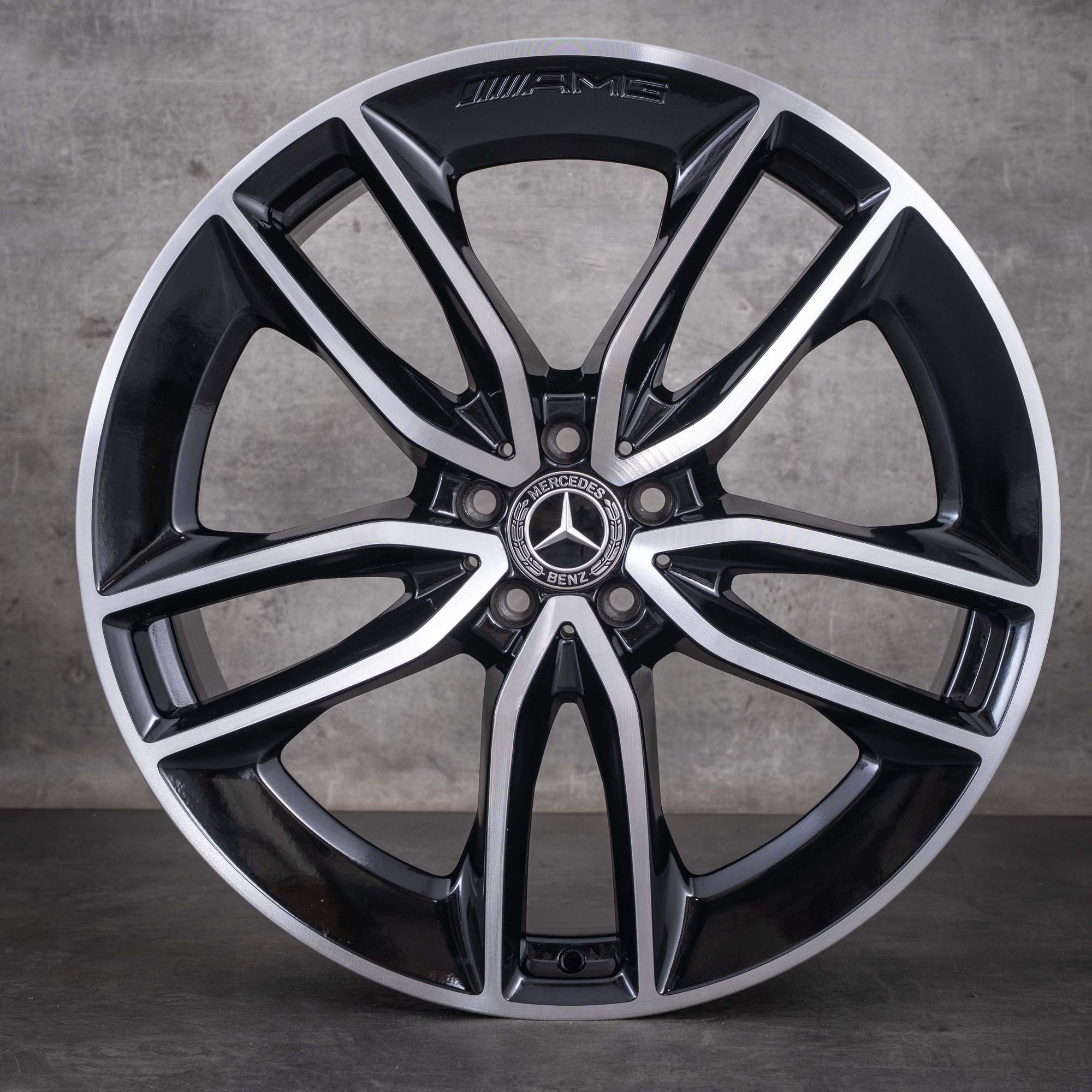 OEM Mercedes-Benz GLE AMG winter wheels 22inch V167 rims A1674013600 A1674013700 diamond cut black