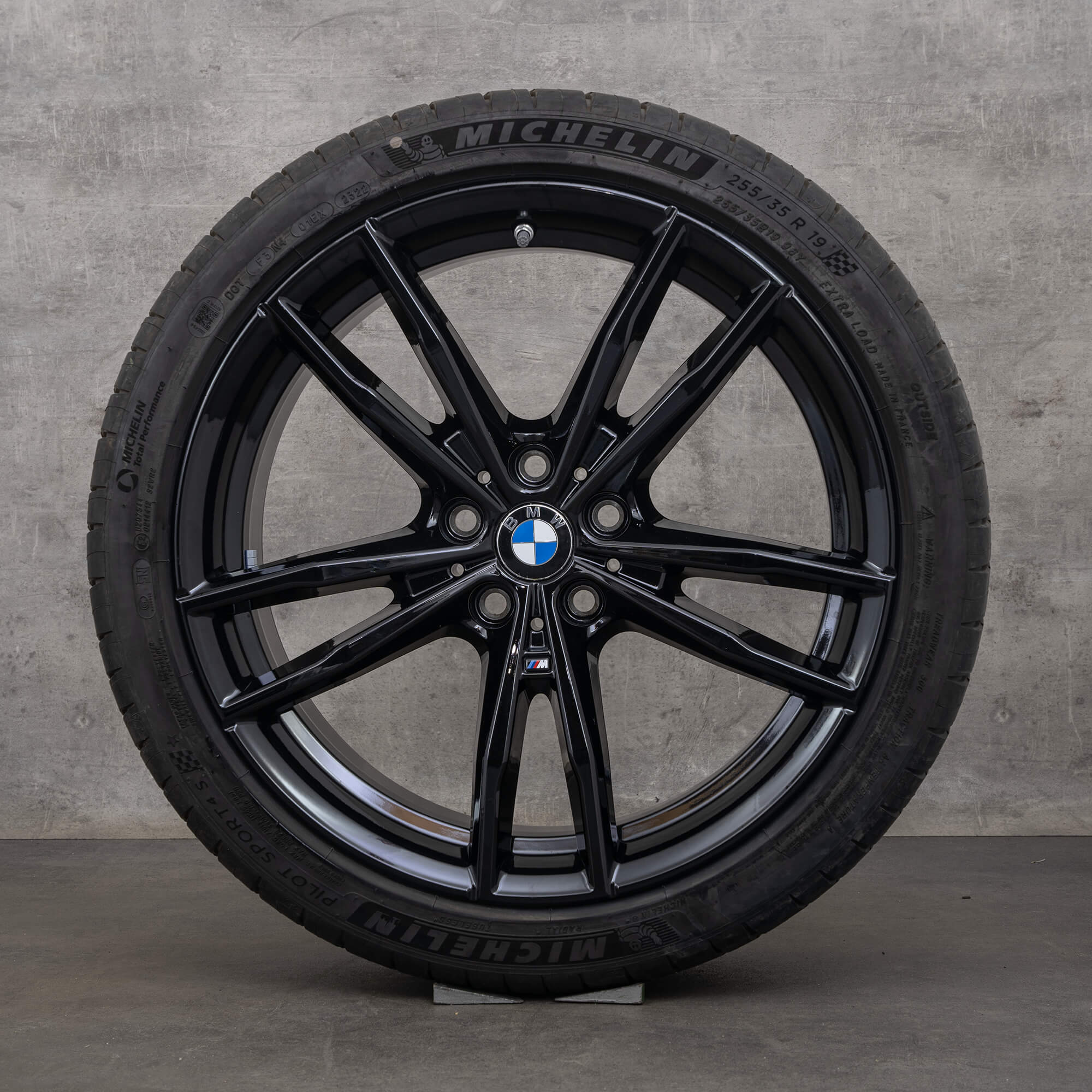 BMW 2er G42 Coupé 3er G20 G21 4er G22 G23 Sommerräder 19 Zoll Felgen 7 mm