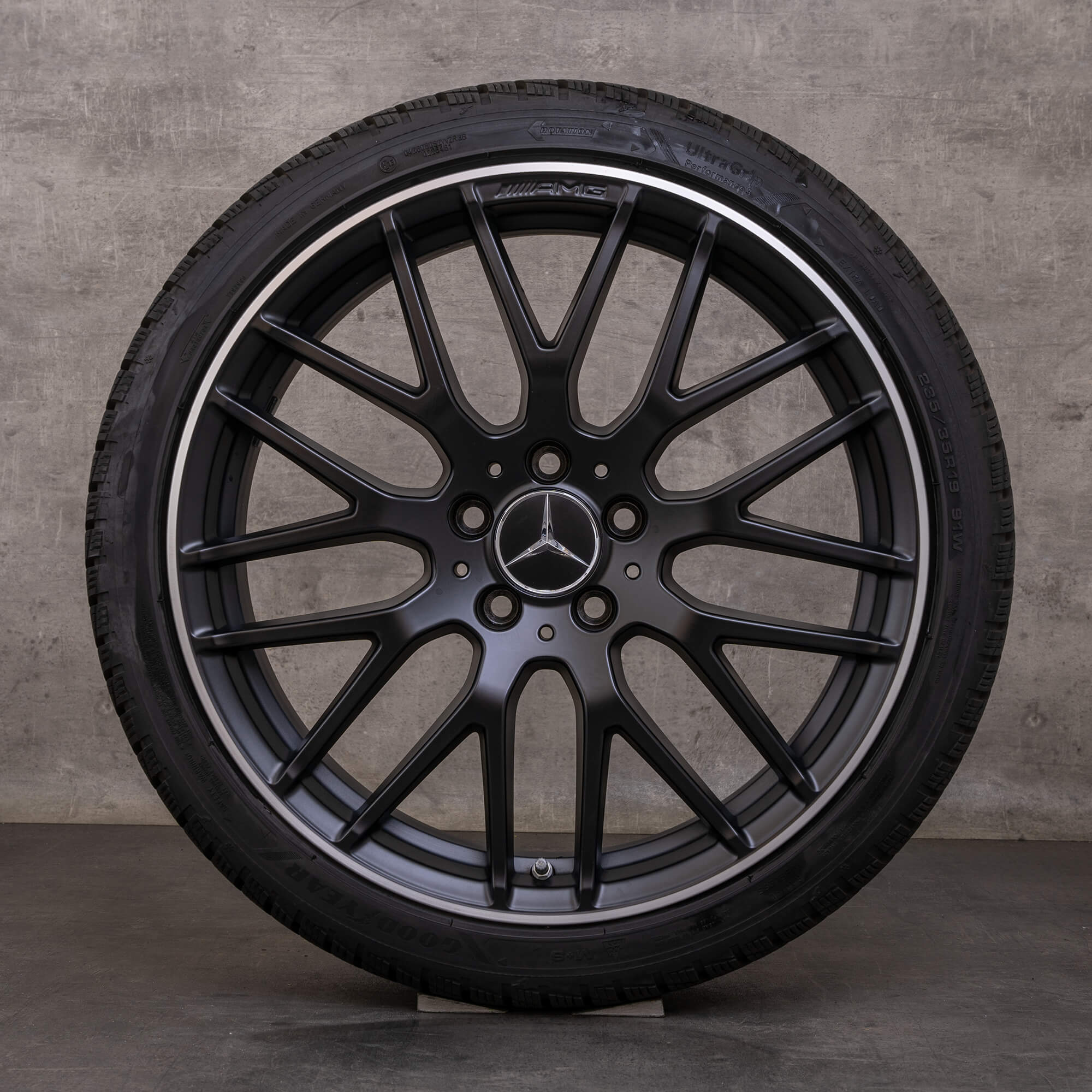 Alkuperäiset Mercedes Benz A-sarjan A45 CLA 45 AMG vanteet 19 tuuman W176 C117 X117 kesäpyörät A1764010900 musta matta kiillotettu
