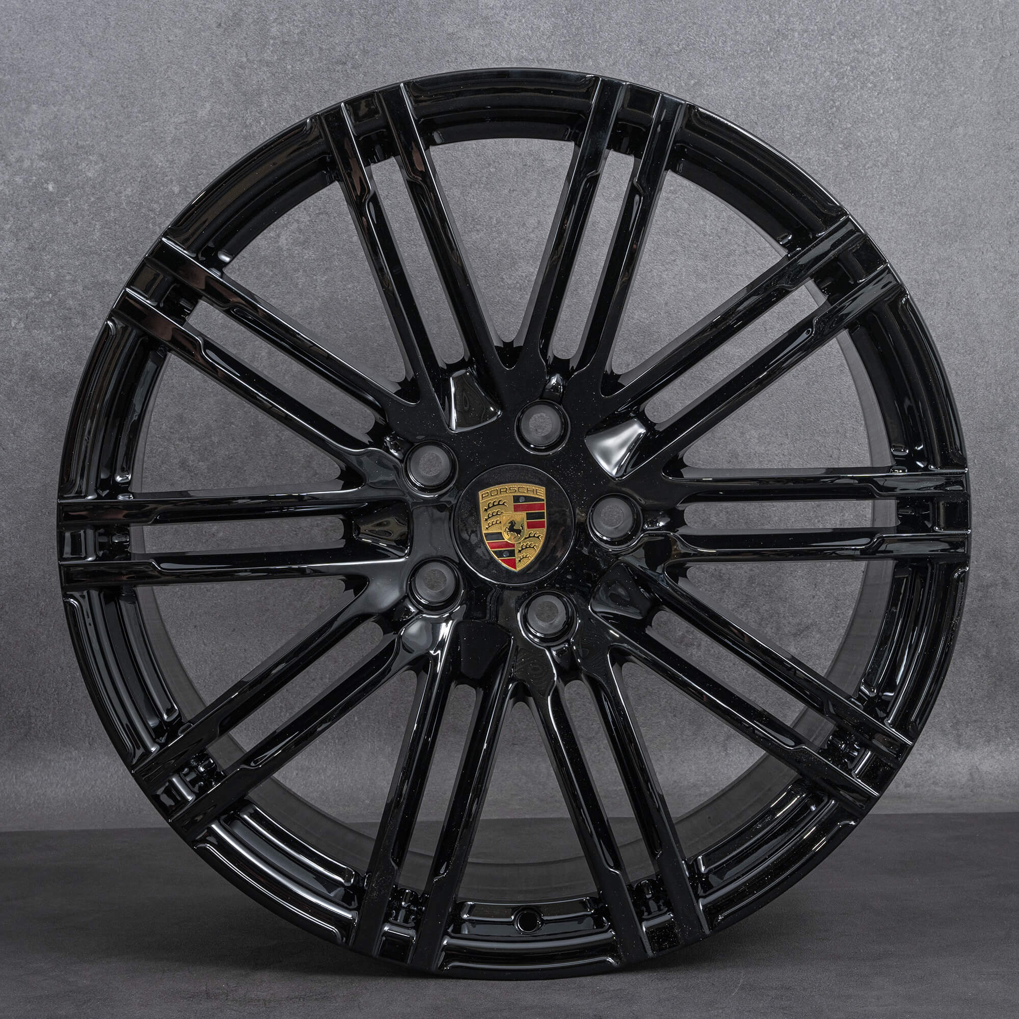 Alkuperäiset Porsche 911 talvirenkaat 20 tuuman 991 C4 Turbo III vanteet 99136216106 99136216608 syvämusta