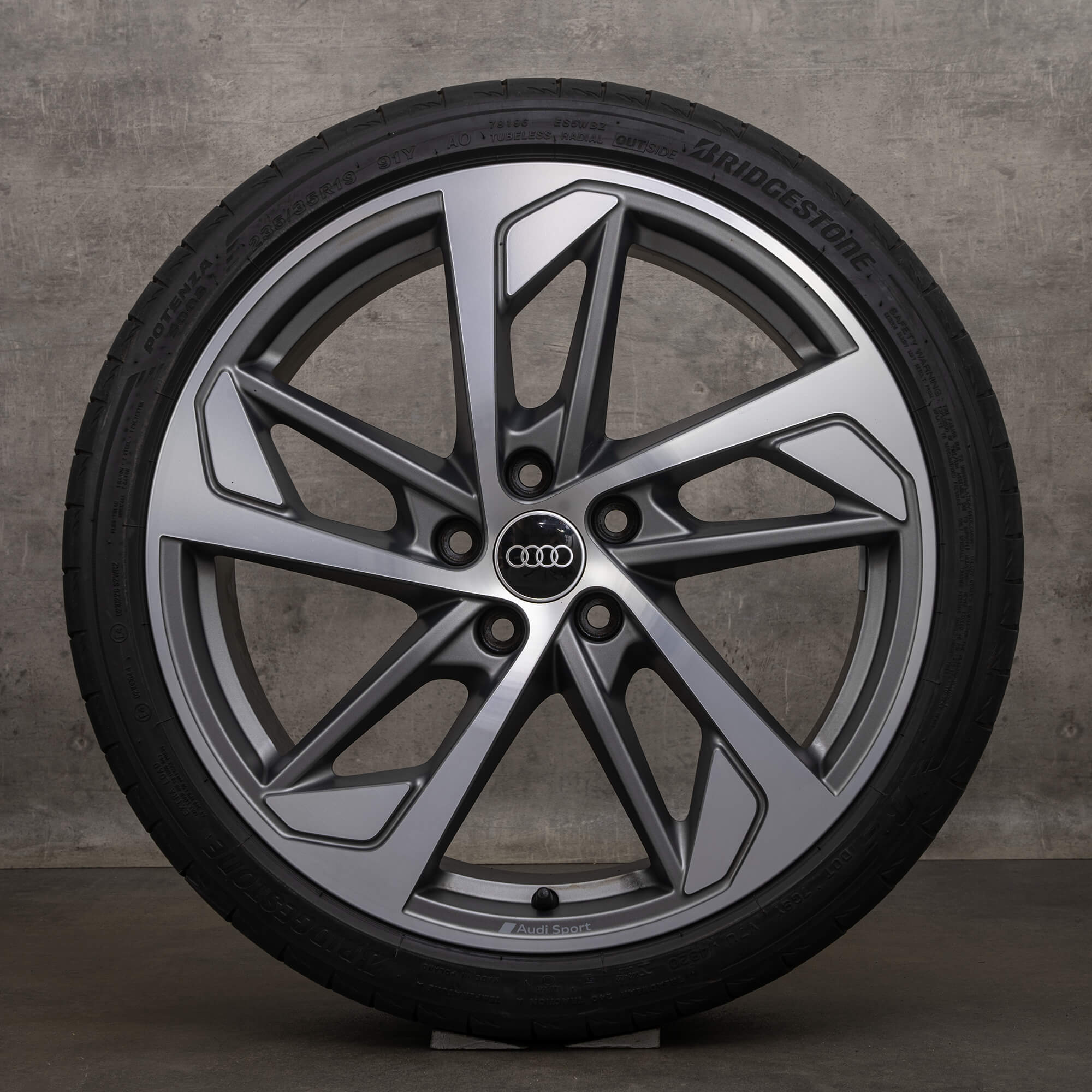 OEM Audi A3 S3 rims 19 inch 8V 8Y Sommerrder Trapezoid 8Y0601025R