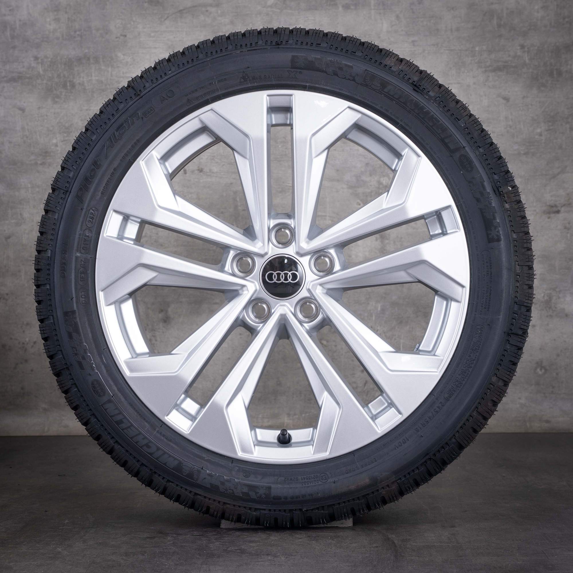 Originale Audi A4 vinterhjul 18 tommer B9 8W Allroad-fælge 8W9601025L sølvblank NYE - hjul 4 af 4