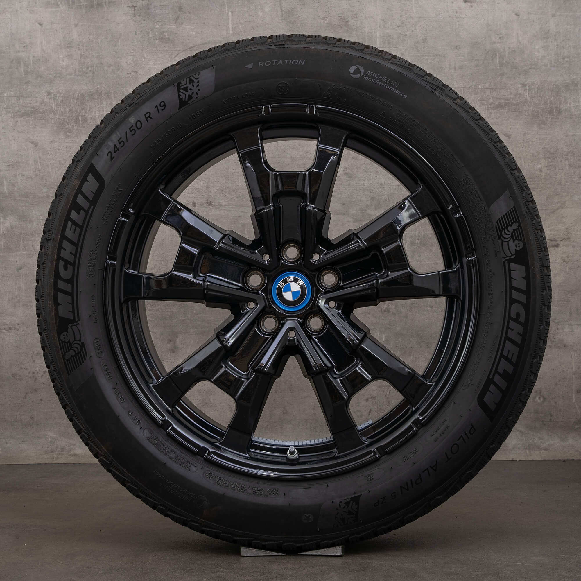 Originale BMW iX3 vinterhjul 19 tommer G08 felger 6895627 Styling 842 jet black