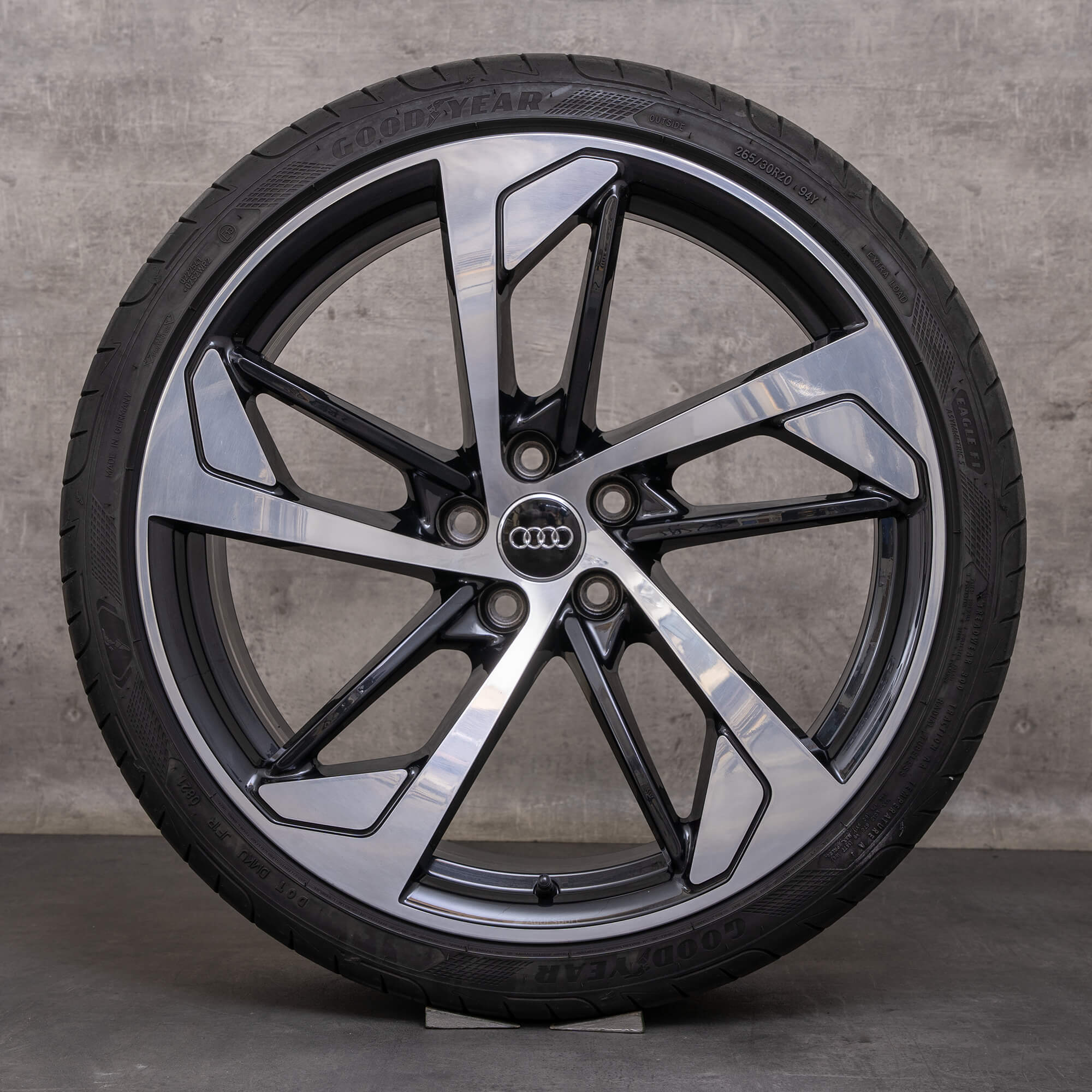Originale Audi RS4 RS5 fælge 20 tommer 8W B8 B9 sommerhjul 8W0601025CL sort blank drejet