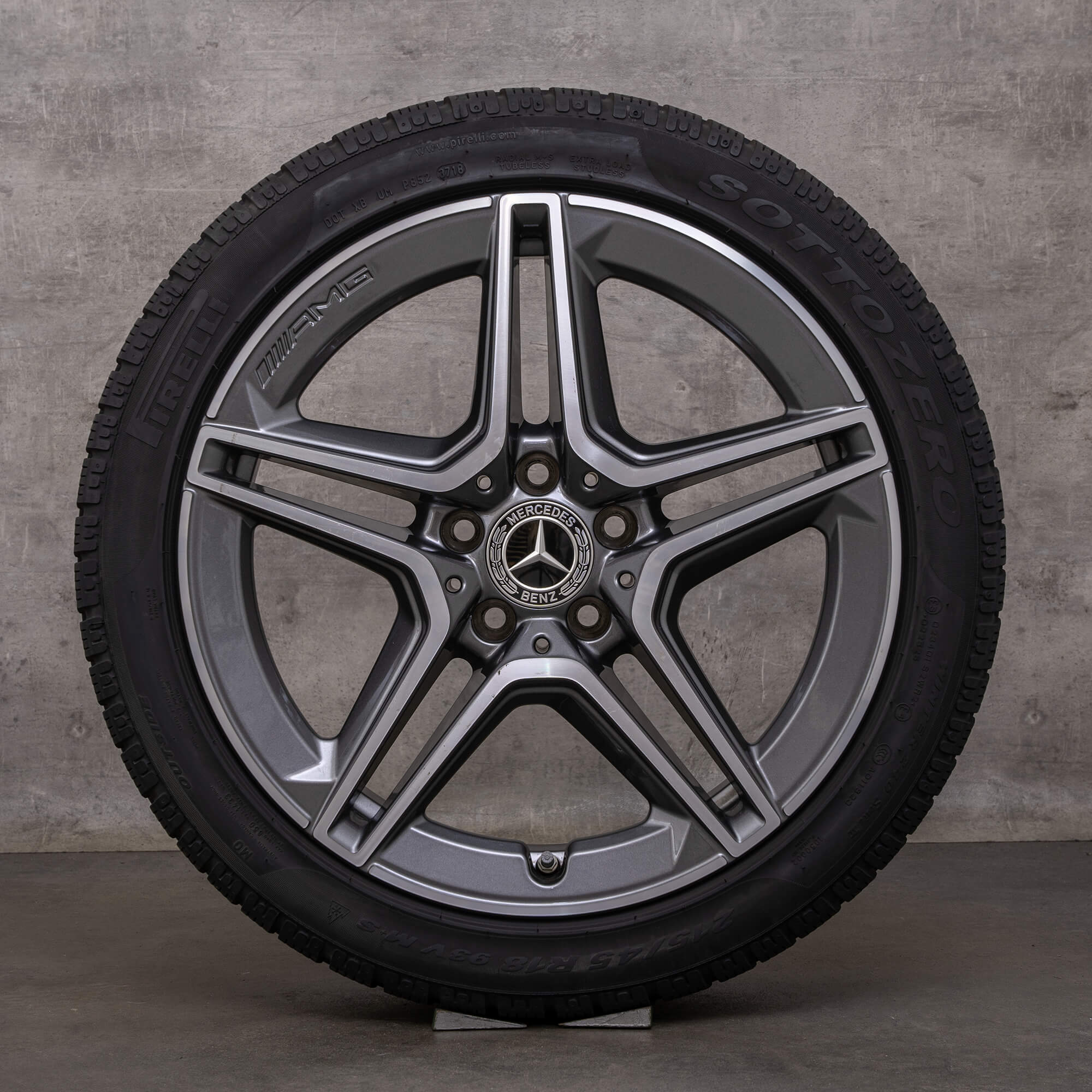 Oryginał AMG Mercedes Benz Klasa A35 koła zimowe 18 cali W177 V177 felgi A1774013800 himalaya szary polerowane