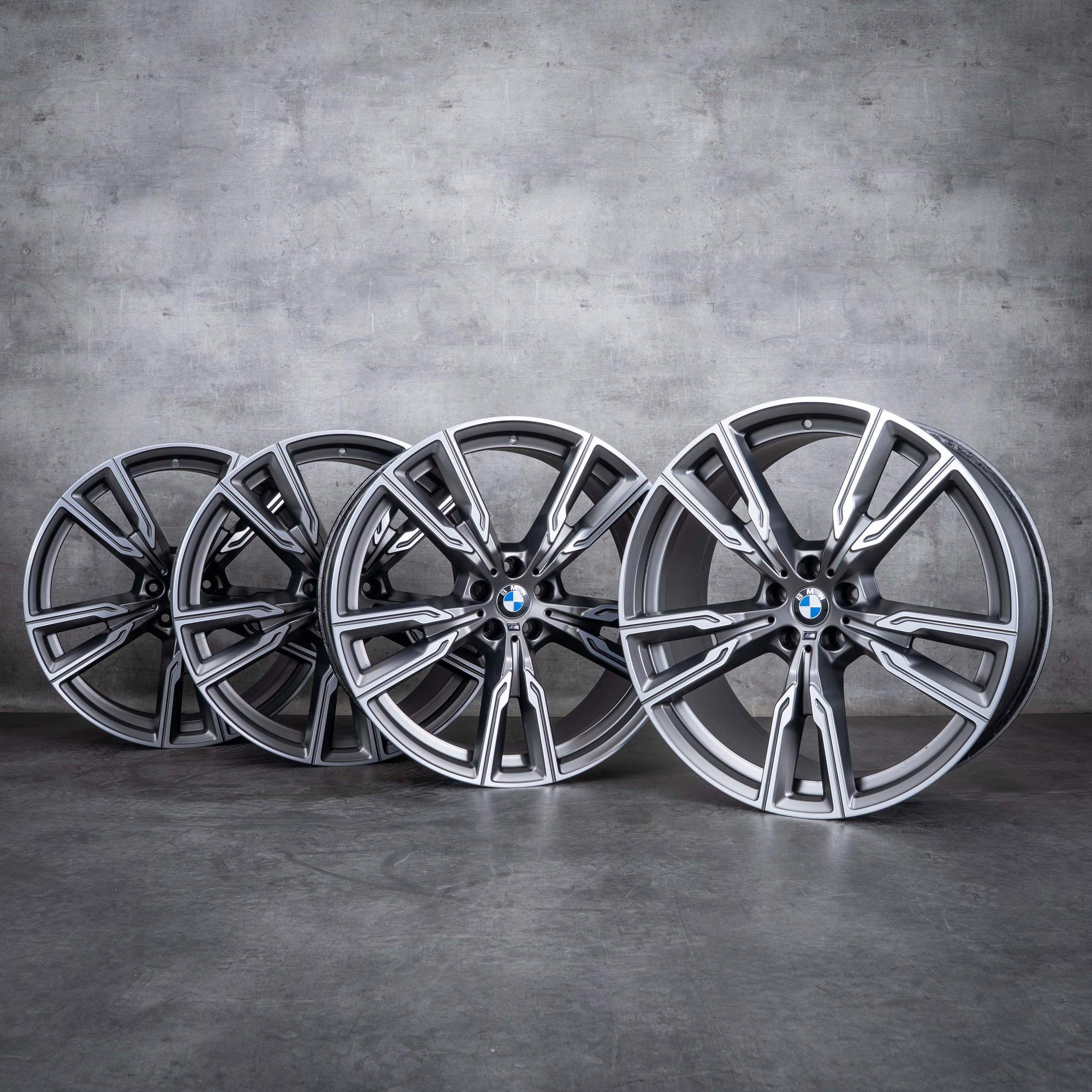 OEM BMW X5 X6 Rims 22 inch G05 G06 Styling 747 M 8072002 8072003 cerium grey matt polisched
