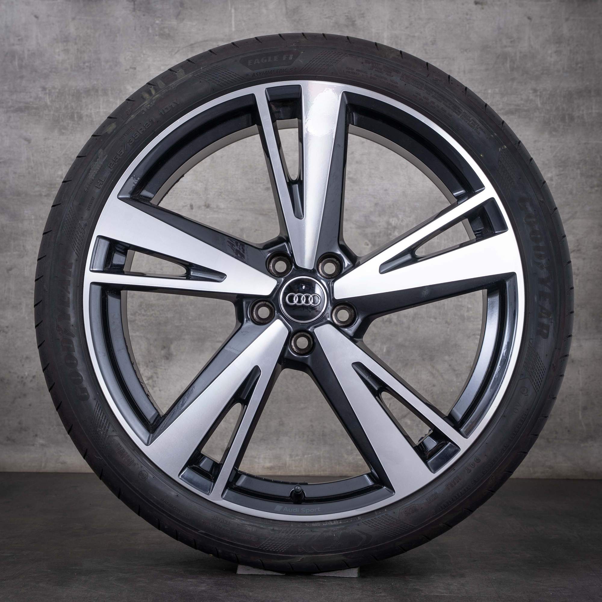 Cerchi originali Audi A6 S6 da 21 pollici 4K 4P C8 C9 per ruote estive 4K0601025AG, finitura granito diamantato