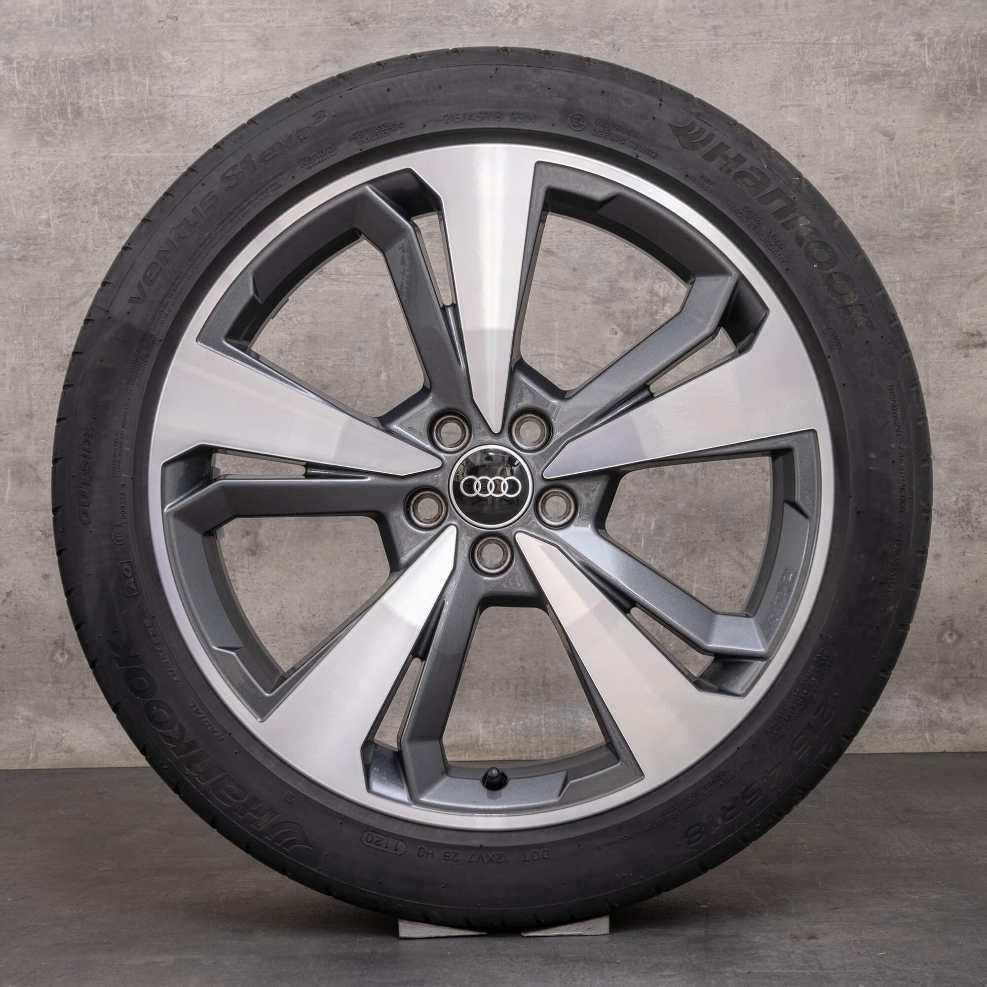 Originale Audi A1 fælge 18 tommer citycarver sommerhjul 82A601025T titanium poleret
