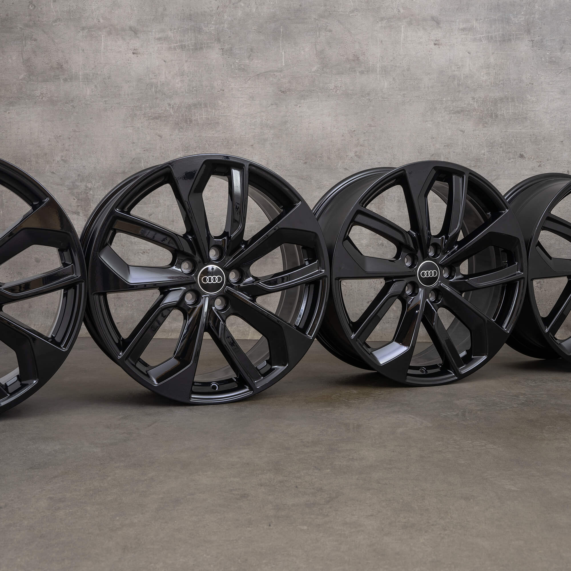 Audi A3 S3 8Y 19 palcové ráfky 8 x 19 ET49 hliníkové 8Y0601025S černá