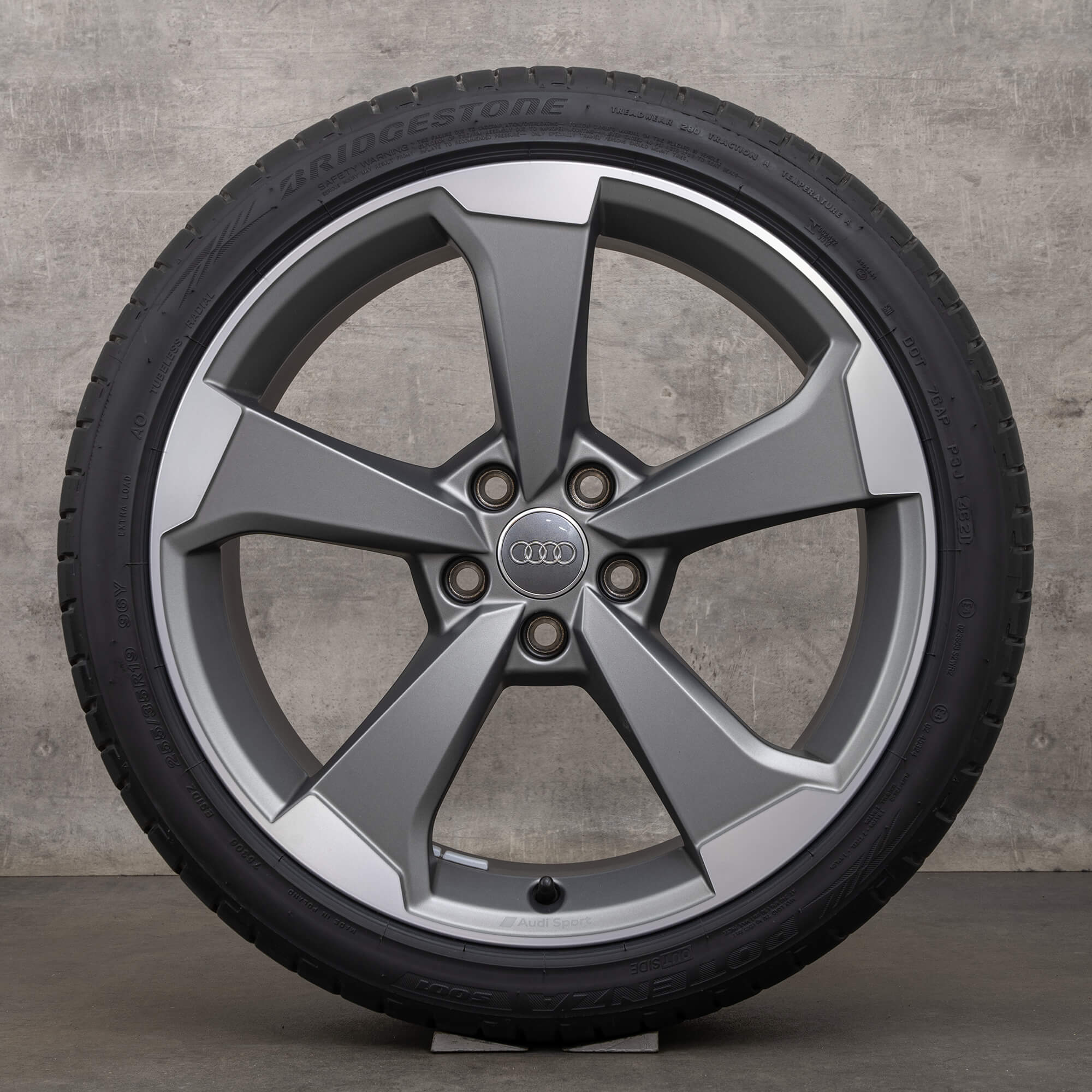 Audi S4 B9 8W summer wheels 19 inch rims tires 8W0601025CG 7 mm
