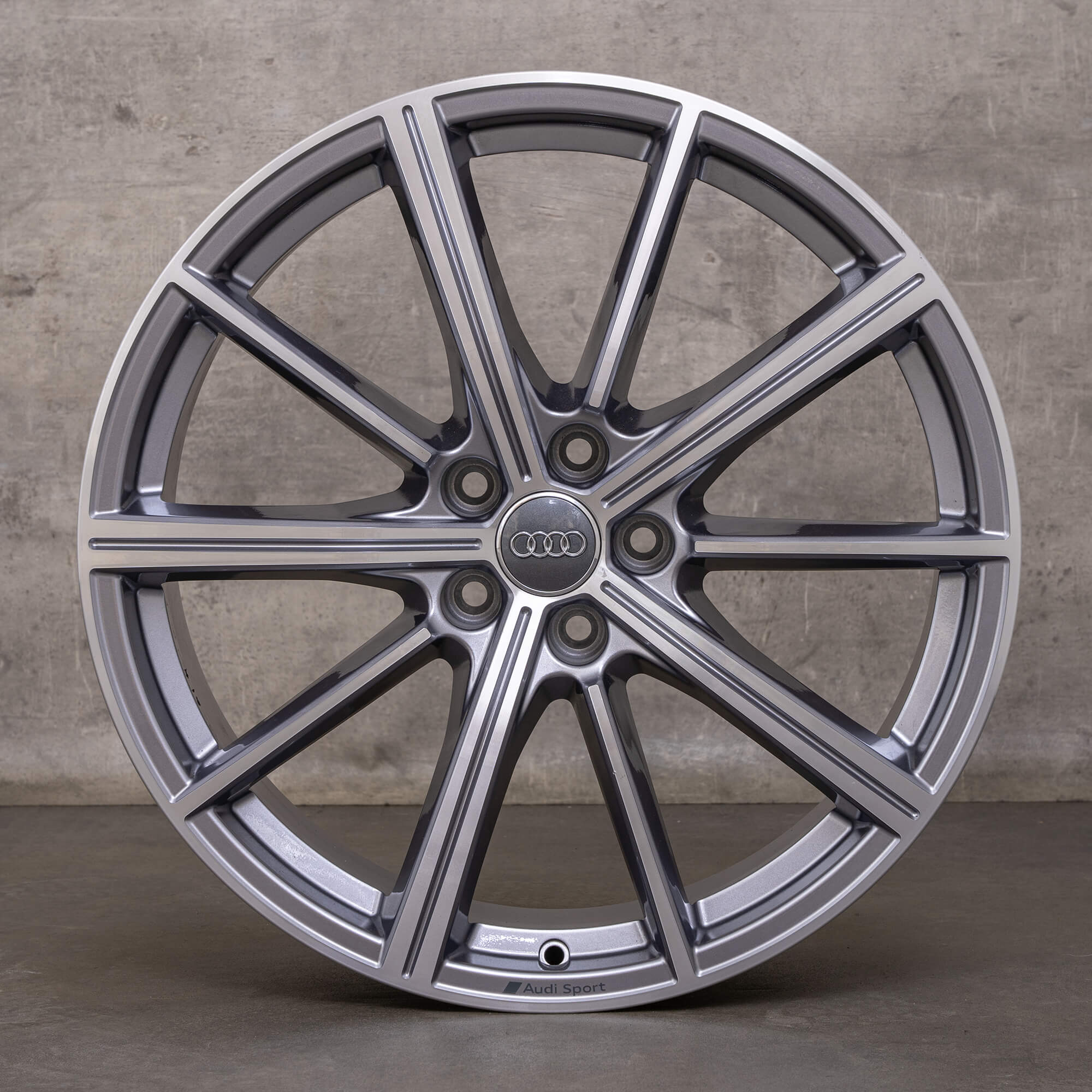 Alkuperäiset Audi Q5 SQ5 20-tuumaiset vanteet FY 80A601025AP antrasiitti kiillotettu.
