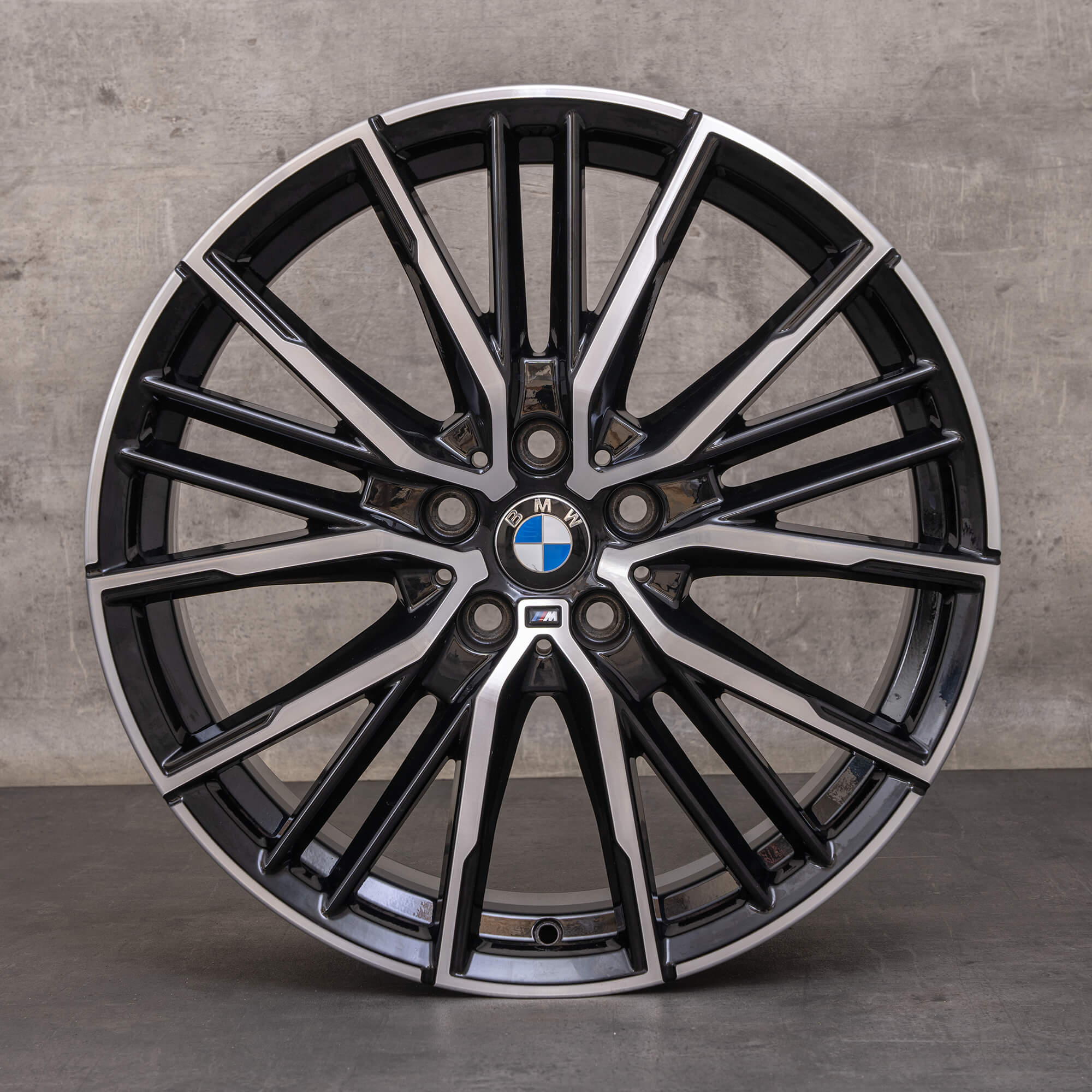 OEM BMW 1 series 2 wheels 19 inch F40 F44 Gran Coupe Styling 552 M 8092356 black glossy turned
