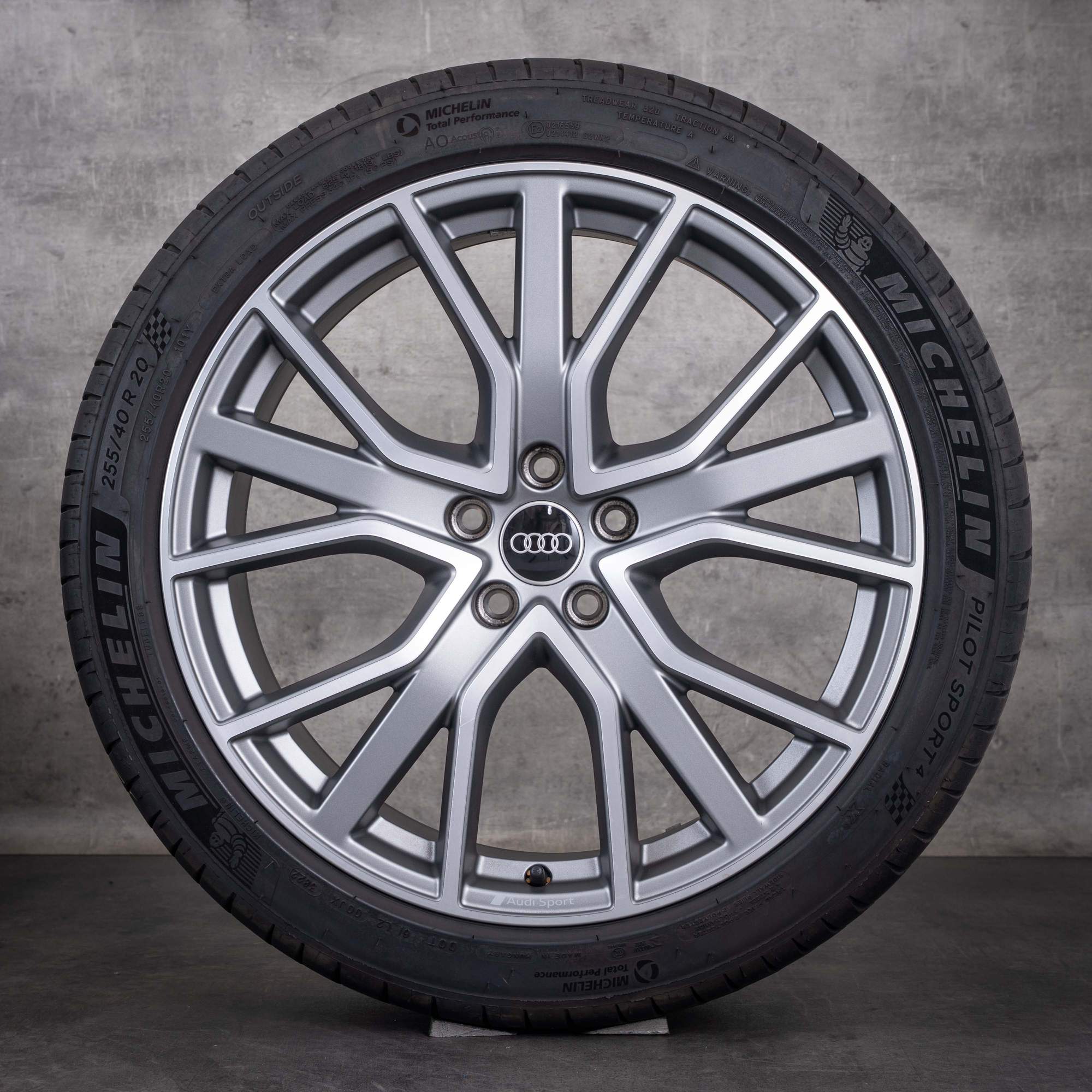 Cerchi originali Audi A6 S6 da 20 pollici 4K C8 ruote estive 4K0601025AB gomme estive titanio opaco diamantato