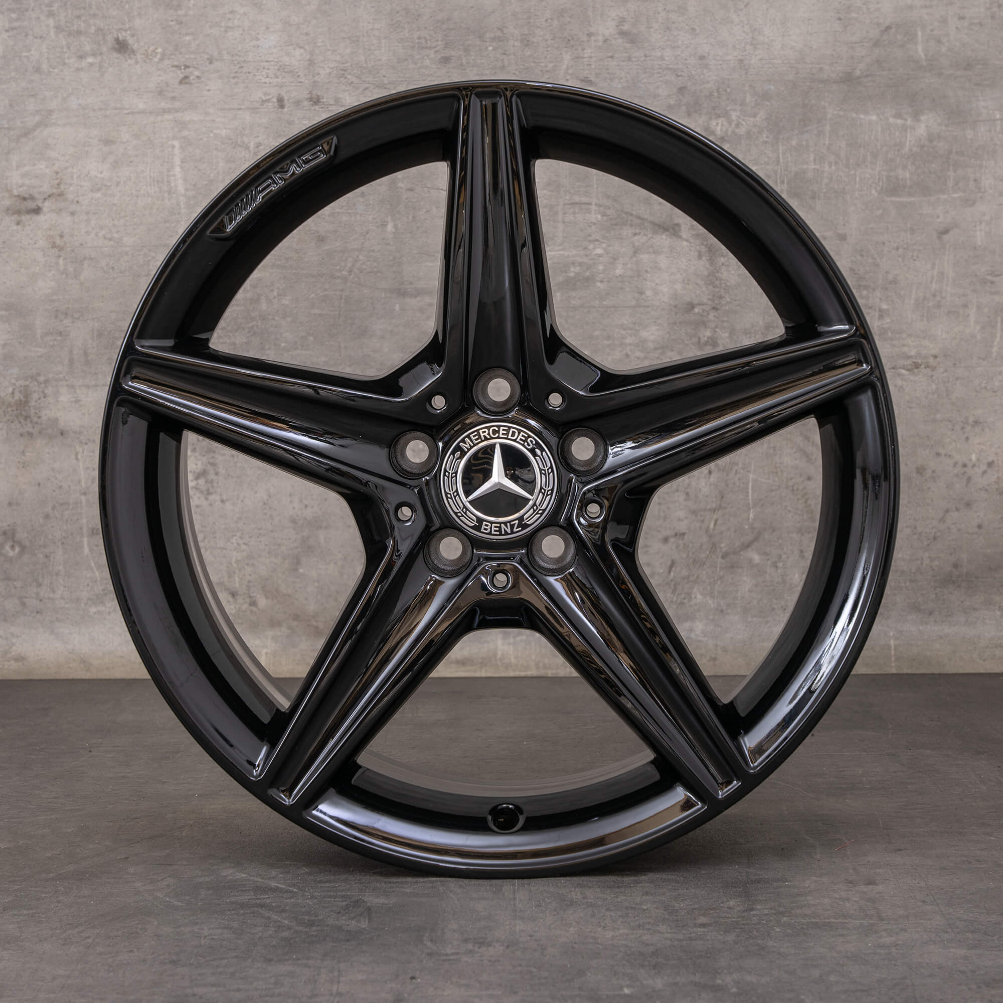 Original Mercedes Benz C-Klass AMG C43 C450 Sport fälgar / fälg 18 tum W205 S205 C205 A205 A2054014800 A2054017200 svart glansig