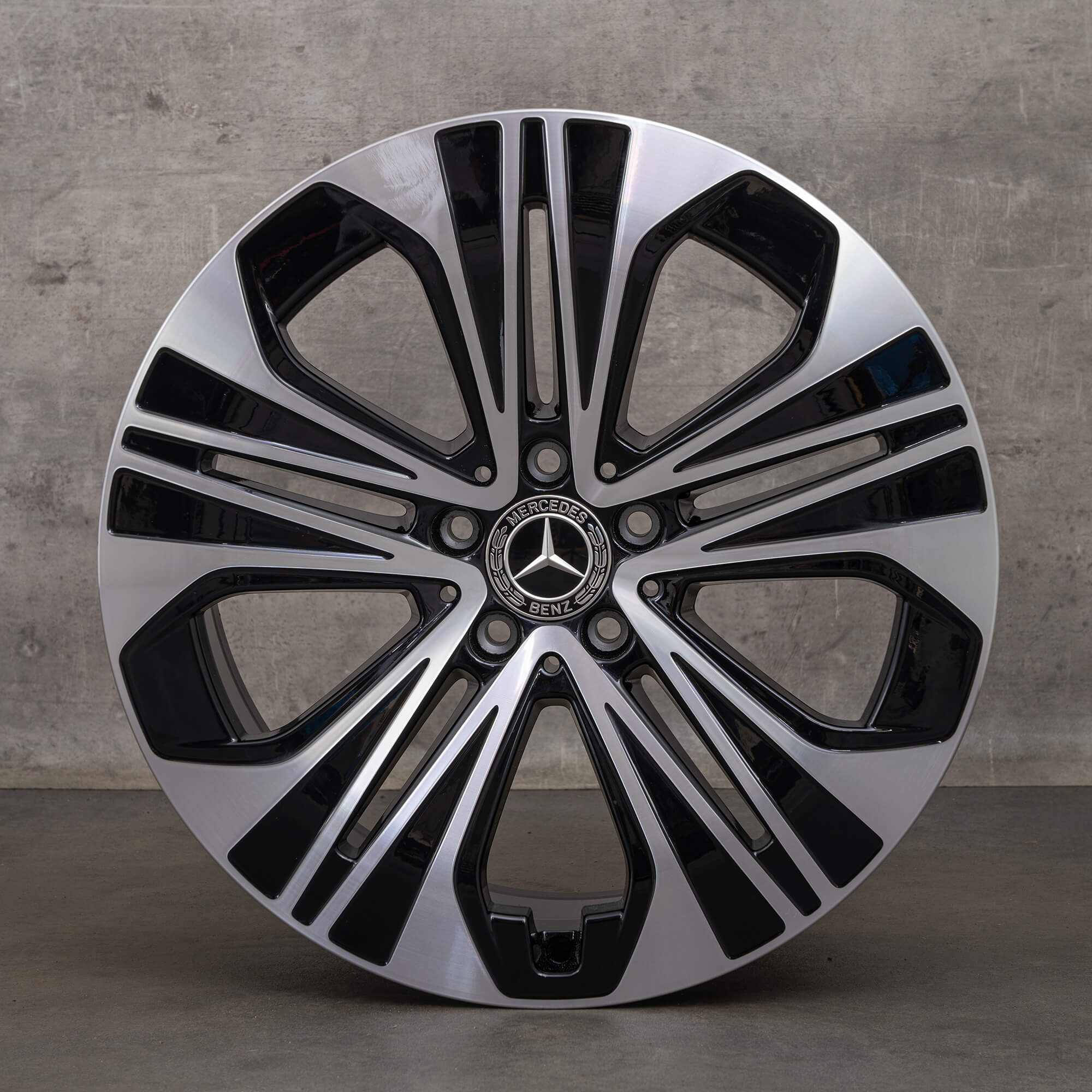 Originale Mercedes-Benz E-klasse fælge 19 tommer W214 S214 A2144012300 A2144012400 sort diamond cut NY