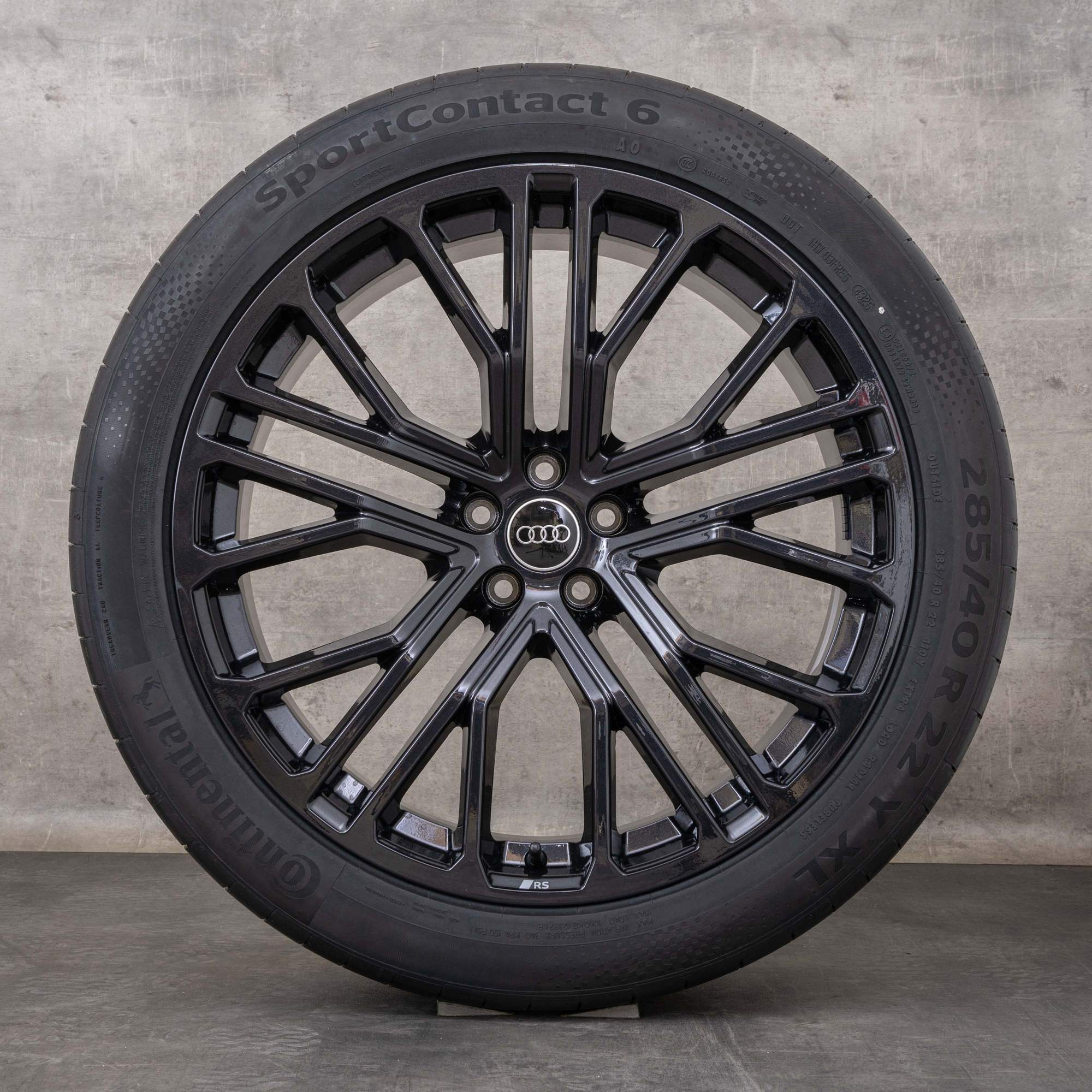Original Audi Q8 SQ8 Felgen 22 Zoll 4M8 Sommerräder 4M8601025BP granit glanz