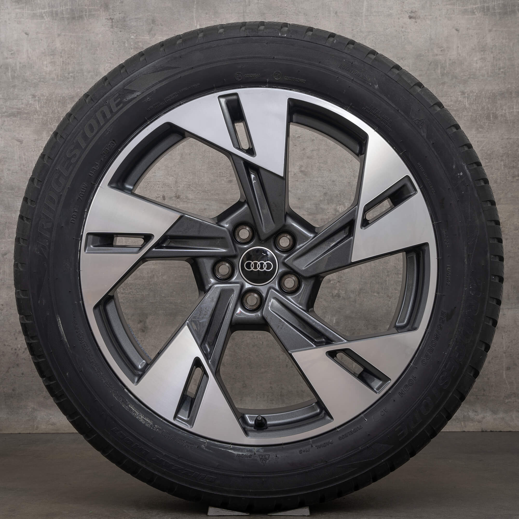 Audi e-tron Q8 GE Winterräder 20 Zoll Felgen Winterreifen 4KE601025AA