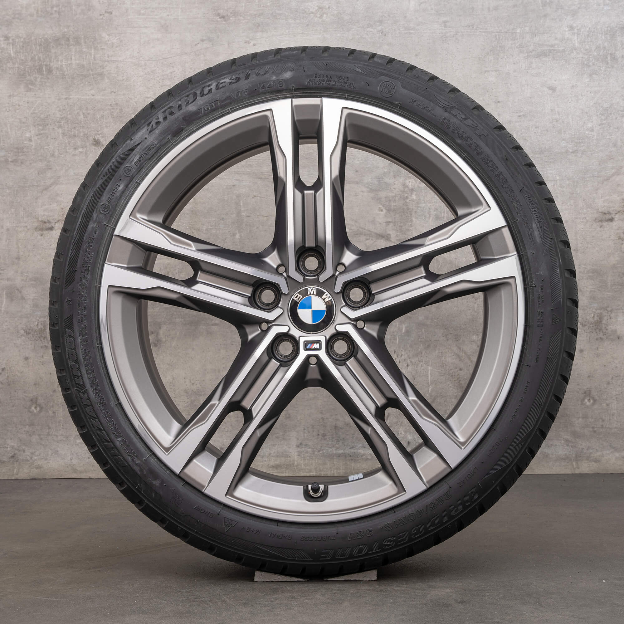BMW Série 1 F40 2 F44 Gran Coupe rodas de inverno jantes 18 polegadas pneus 556