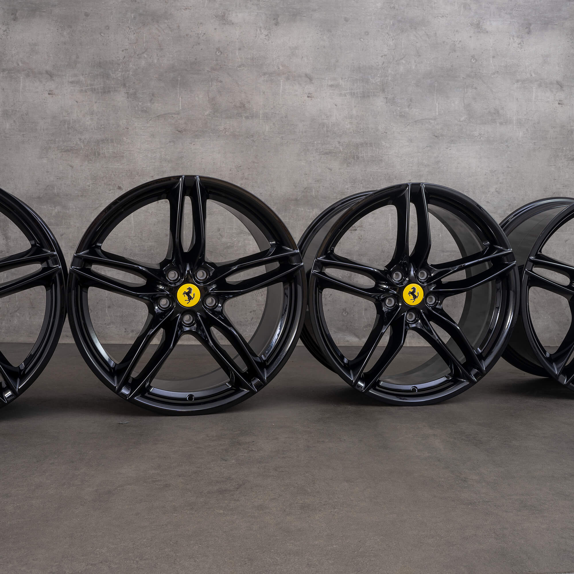 Ferrari 812 Superfast 20-calowe felgi aluminiowe 324 324158 324159 NOWOŚĆ