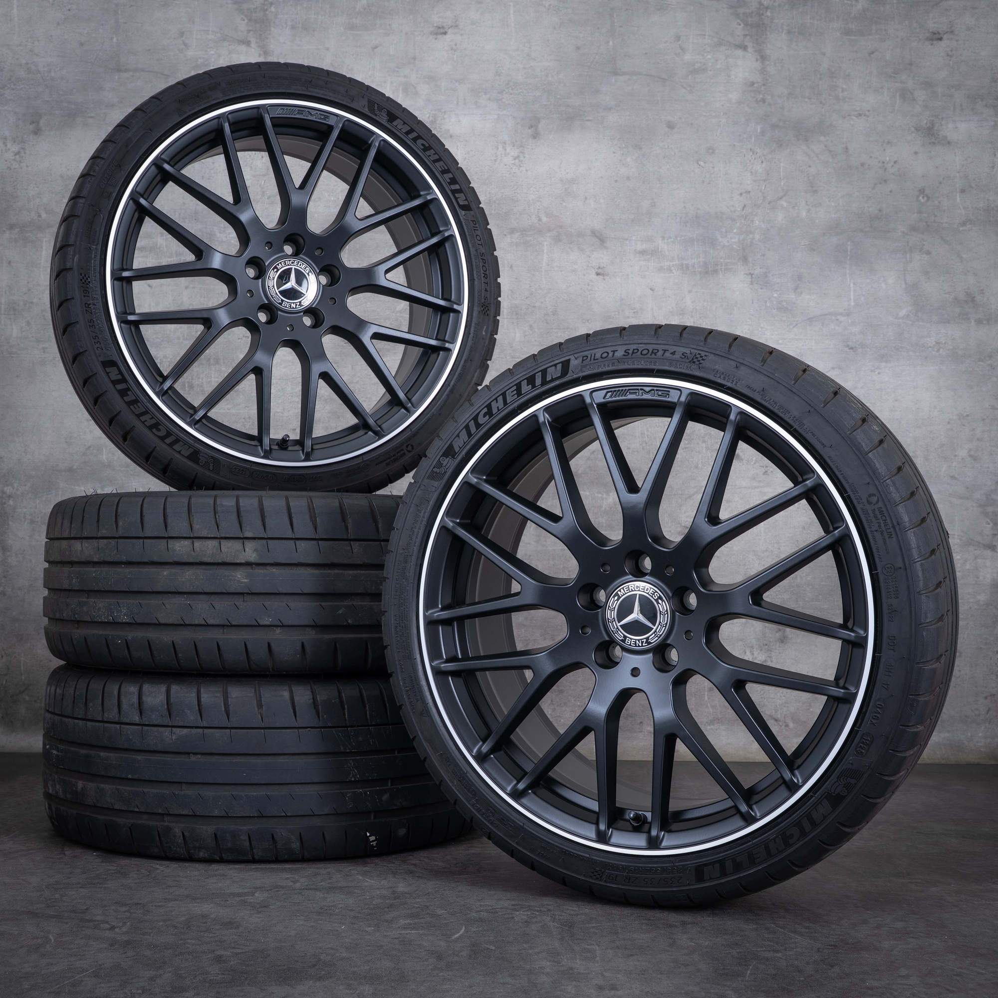 OEM Mercedes Benz A-Class A45 CLA 45 AMG Rims 19 inch W176 C117 X117 Summer wheels A1764010900 black matt polisched NEW
