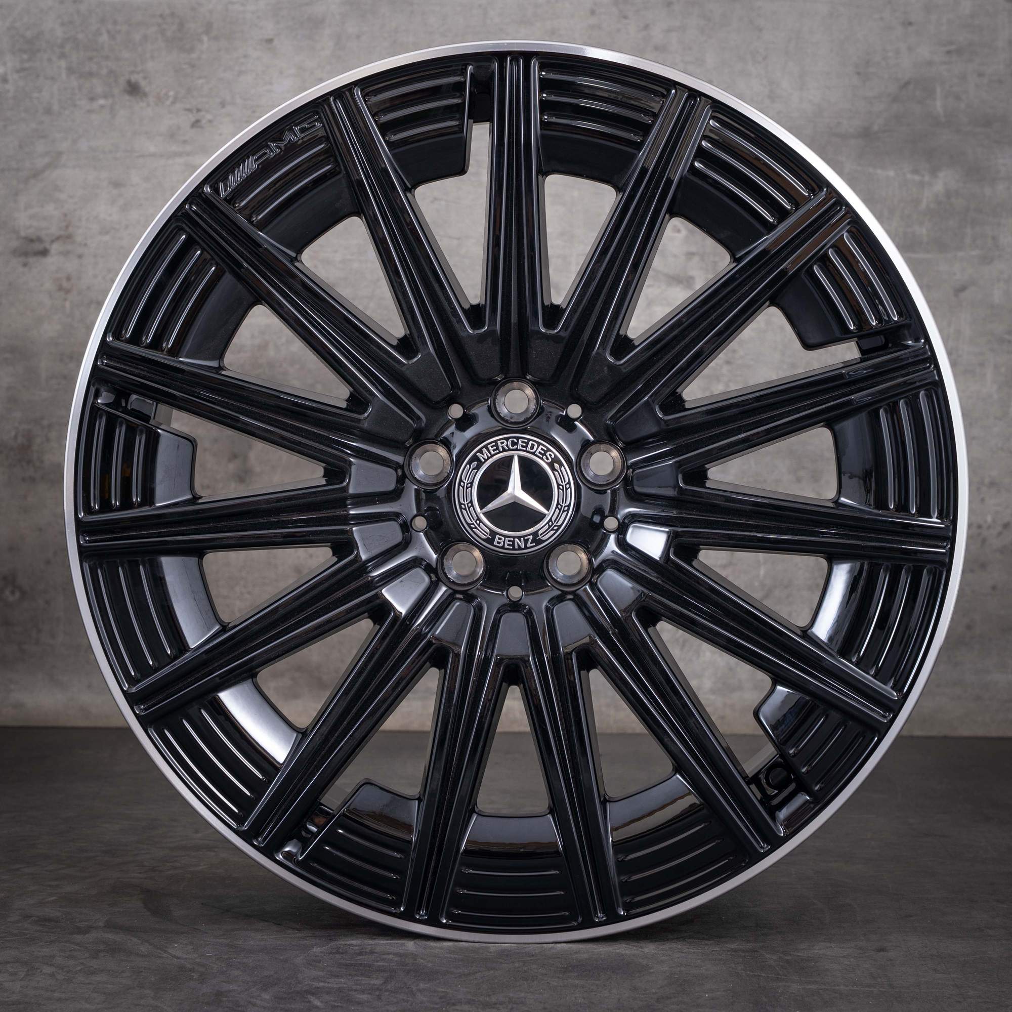 Alkuperäiset Mercedes-Benz GLA GLB AMG -vanteet 20 tuumaa H247 X247 A2474015200 mustat diamond cut