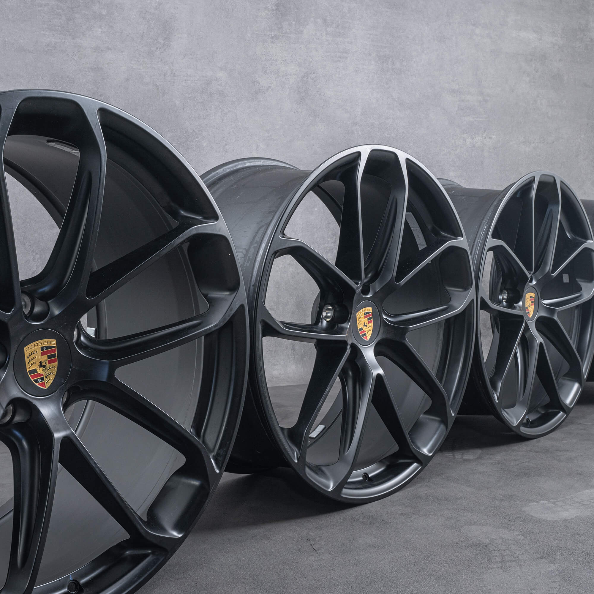 OEM Porsche Cayenne E3 II Wheels 22 Inch 9Y3601025CC Black 9Y3 GT