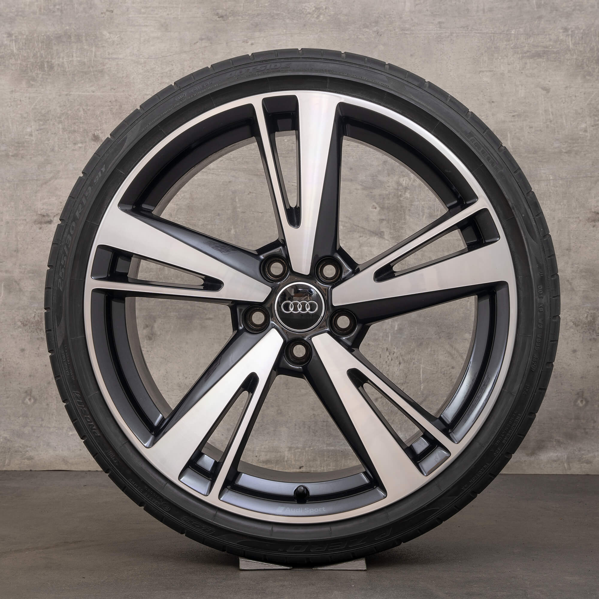 Audi RS3 8V sedan summer wheels 19 inch rims Blade tires