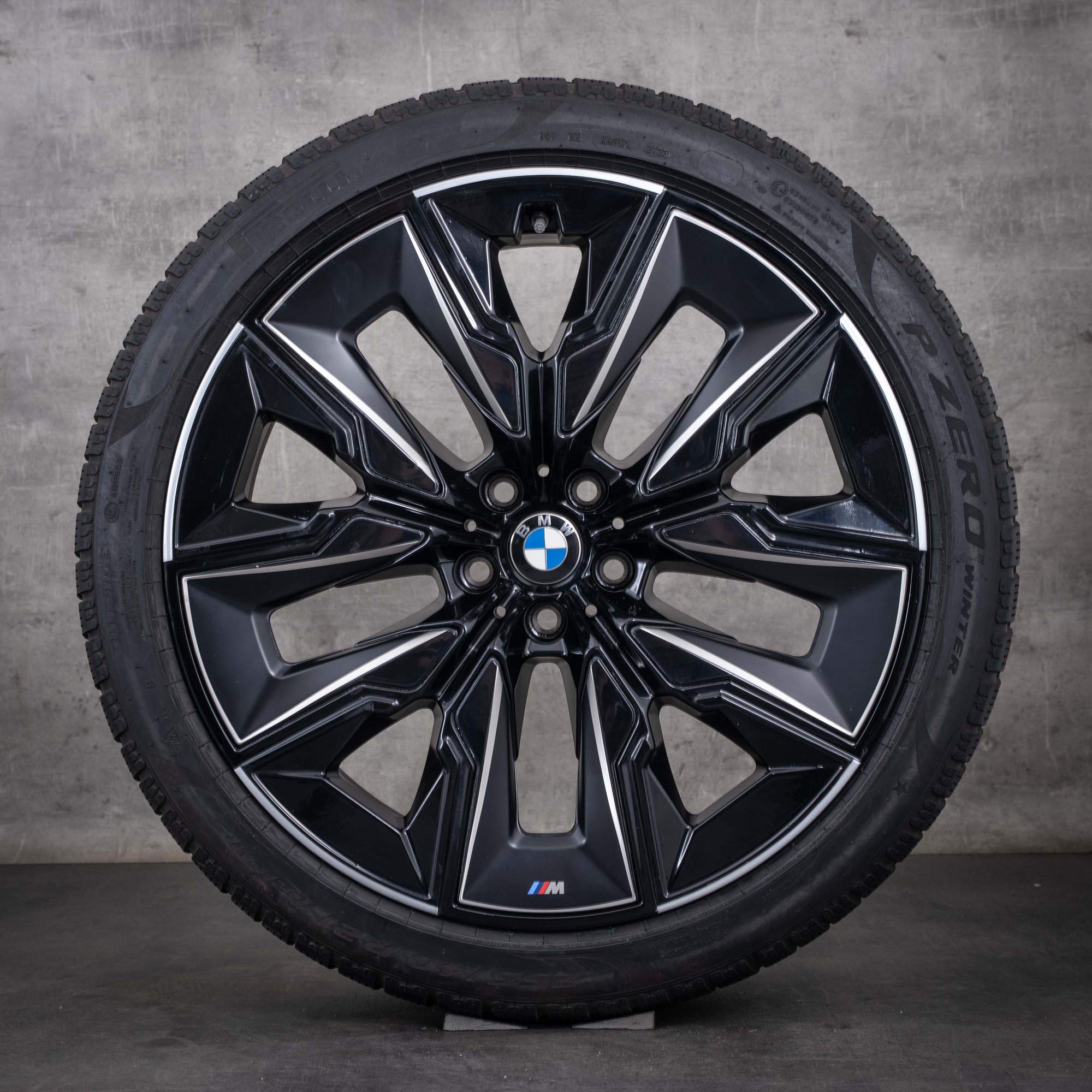 OEM BMW 7 Series i7 X3 winter wheels 21-inch G70 G45 rims Styling 909 M 5A41F78 5A41F79 black diamond cut