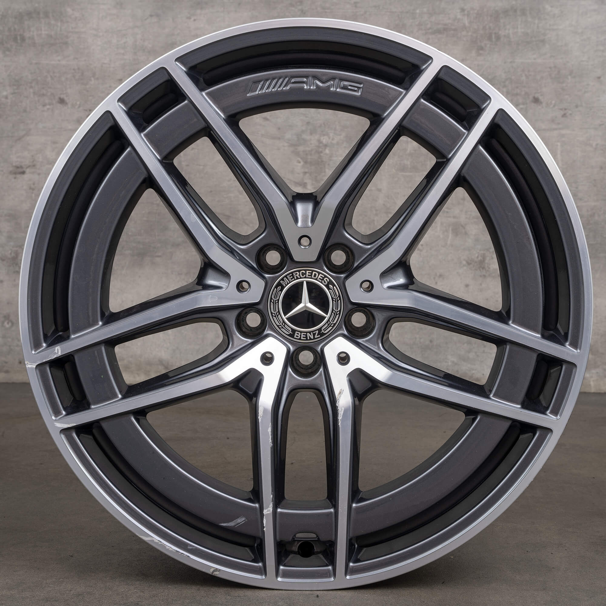 OEM Mercedes-Benz AMG SL43 SL55 SL63 R232 20inch rim A2324012100