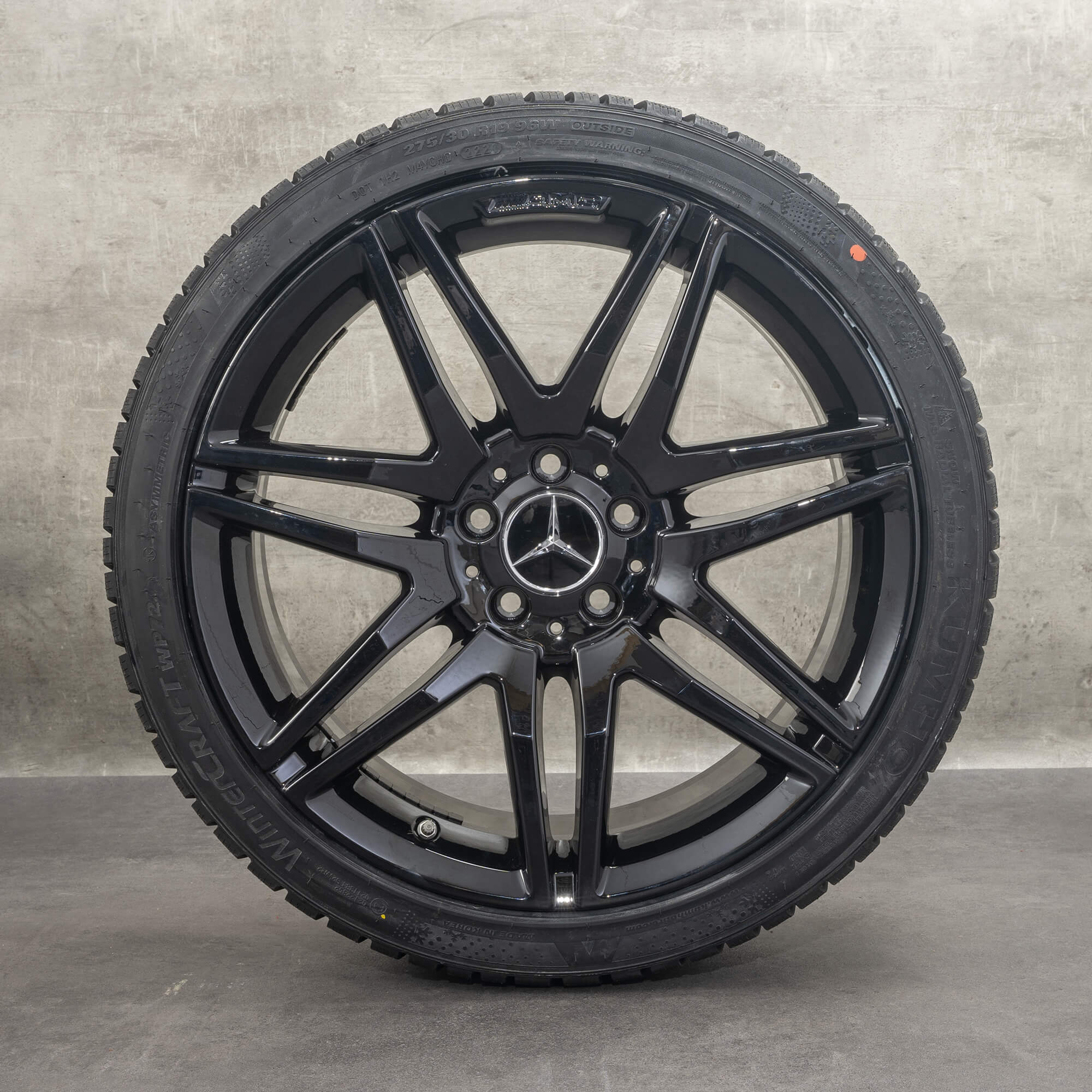 Alkuperäiset Mercedes Benz E-sarja AMG vanteet 19 tuuman W212 S212 kesäpyörät A2124014502 A2124014602 mustat kiiltävät