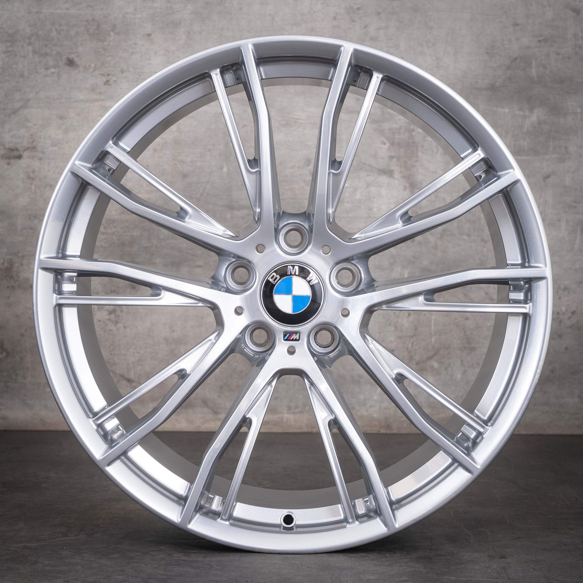 Oryginalne felgi BMW 3er 4er 20 cali F30 F31 F32 F33 F36 Gran Coupe Styling 624 M 6862774 6862775 czarny połysk