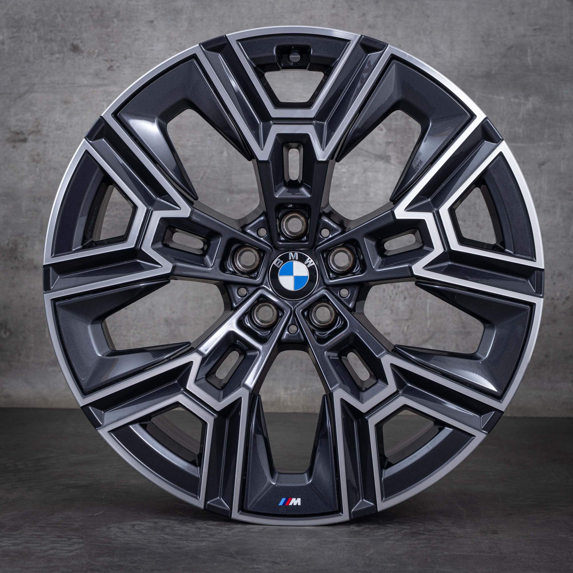 Oryginalne felgi BMW serii 5 i5 20 cali G60 G61 koła letnie stylizacja 939 M 5A324E8 5A324E9 orbit szary polerowane