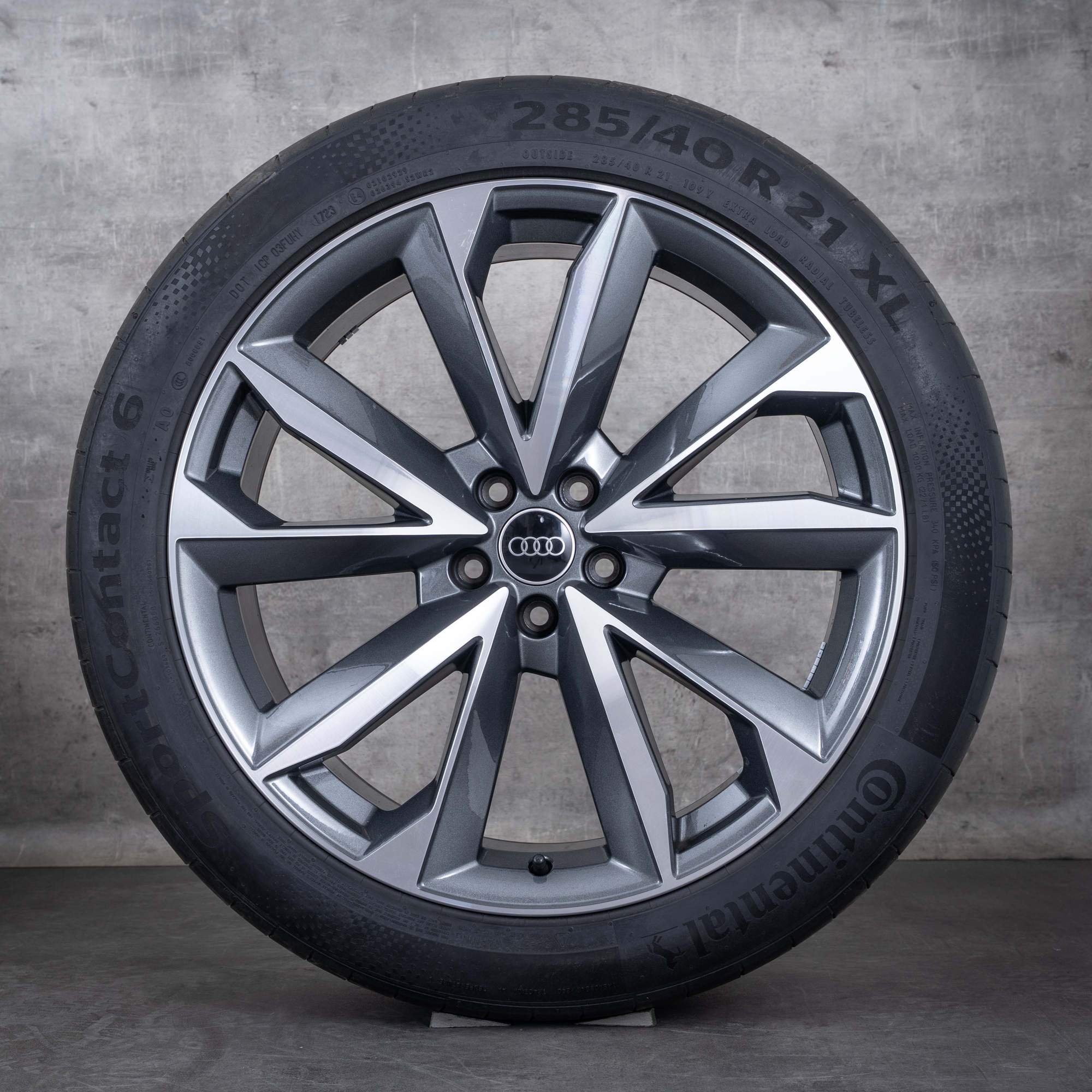 Aidot Audi Q7 SQ7 alkuperäiset vanteet 21 tuuman 4M kesäpyörät 4M0601025BP titaani kiillotettu.