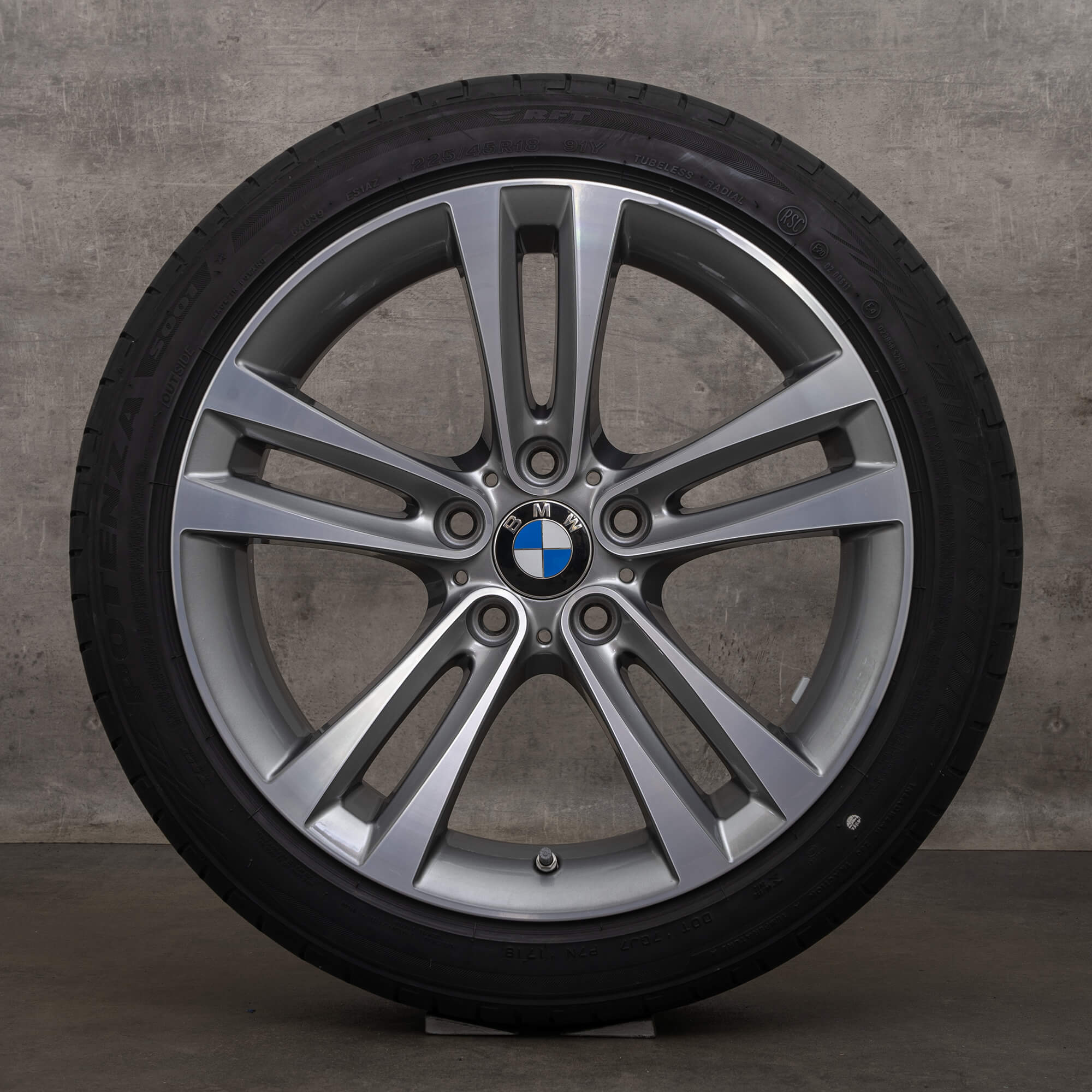 Cerchi originali BMW Serie 3 4 estivi da 18 pollici F30 F31 F32 F33 F36 styling 397 6796247 6868378 lucidatura anteriore grigio ferrico